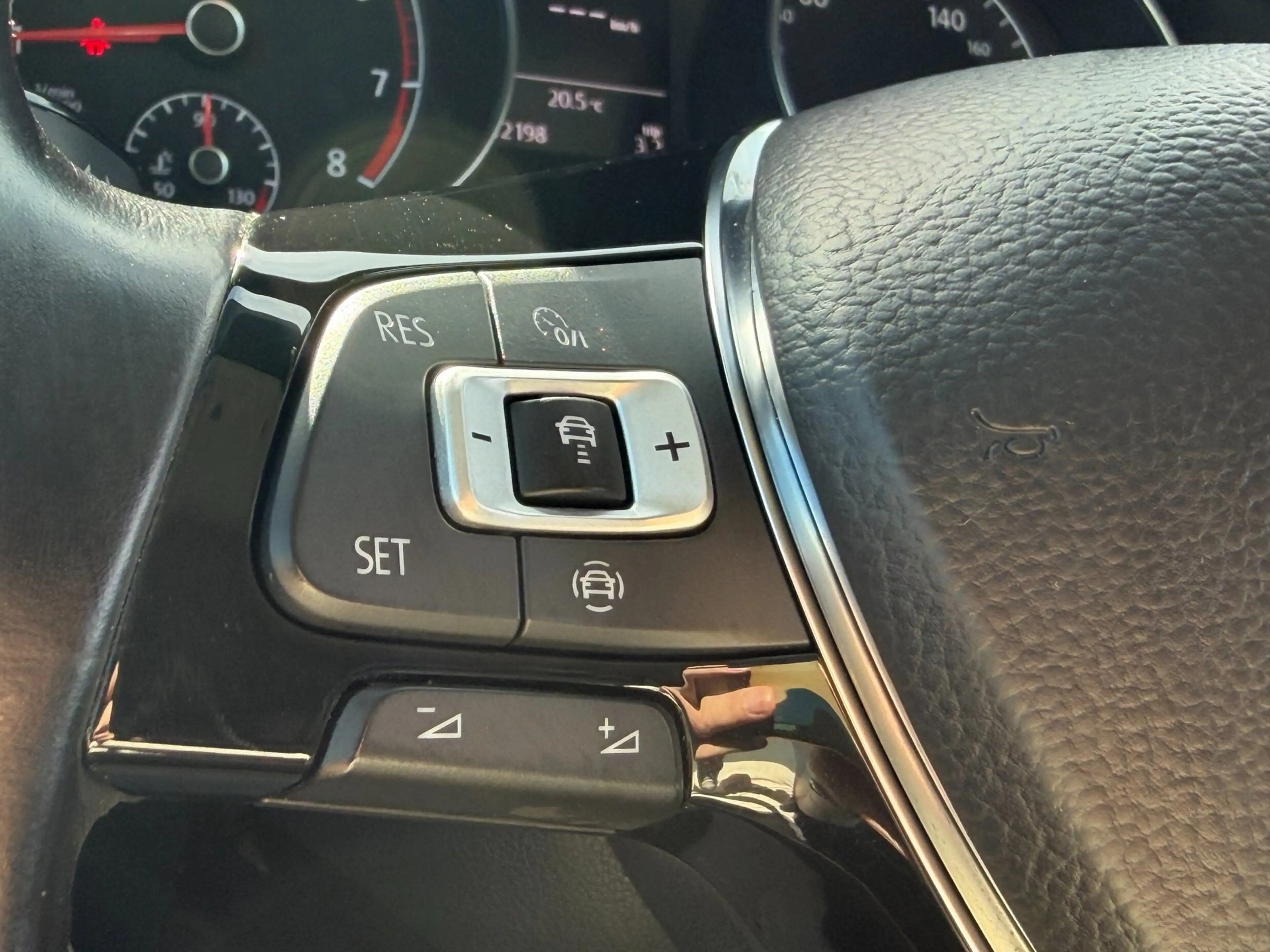 Volkswagen Golf 1.0 TSI R-line 2019 116PK Grijs Zeer nette staat!! — photo 32