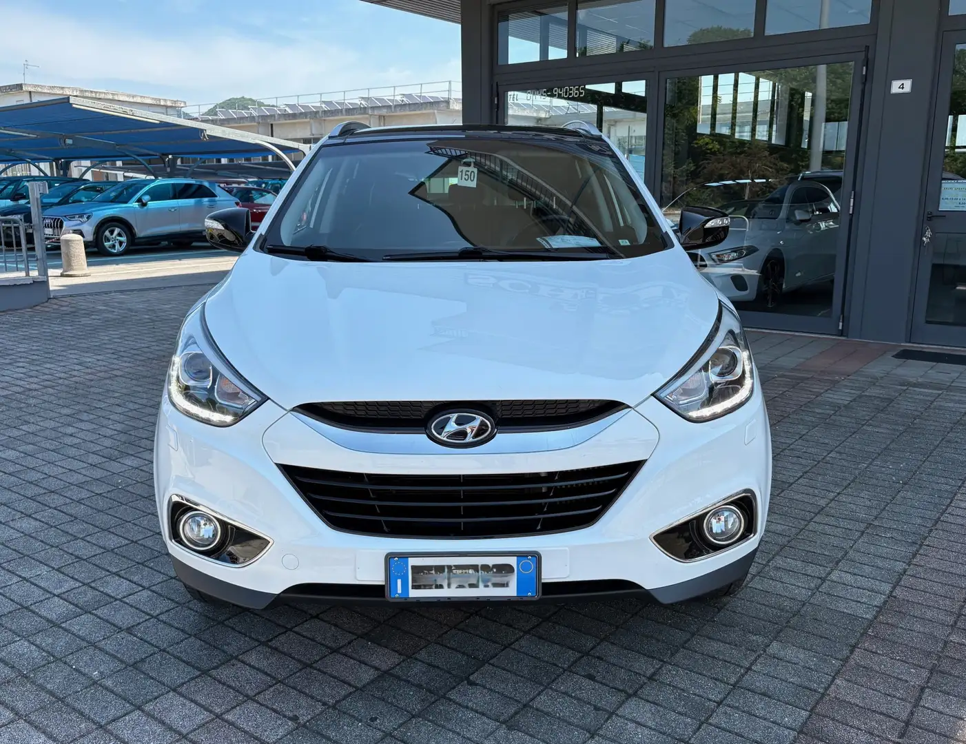Hyundai iX35 1.7 crdi XPOSSIBLE 2wd Blanc - 2