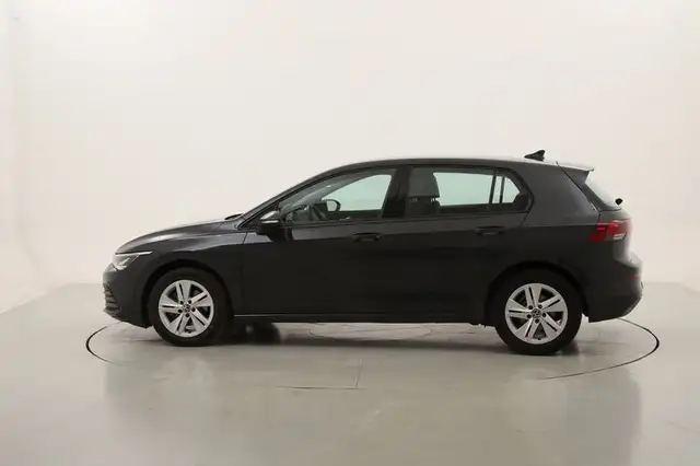 Volkswagen Golf view 2