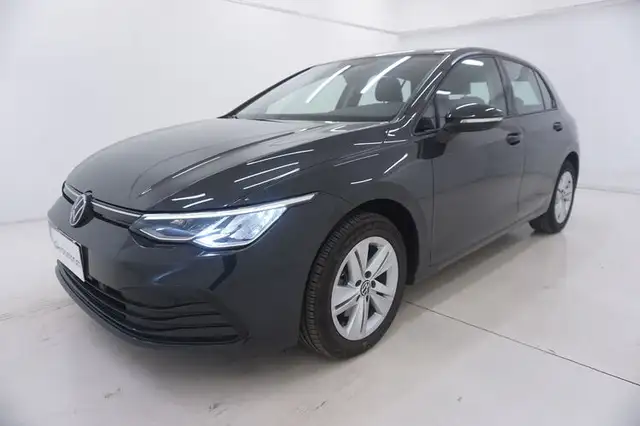 Volkswagen Golf view 9