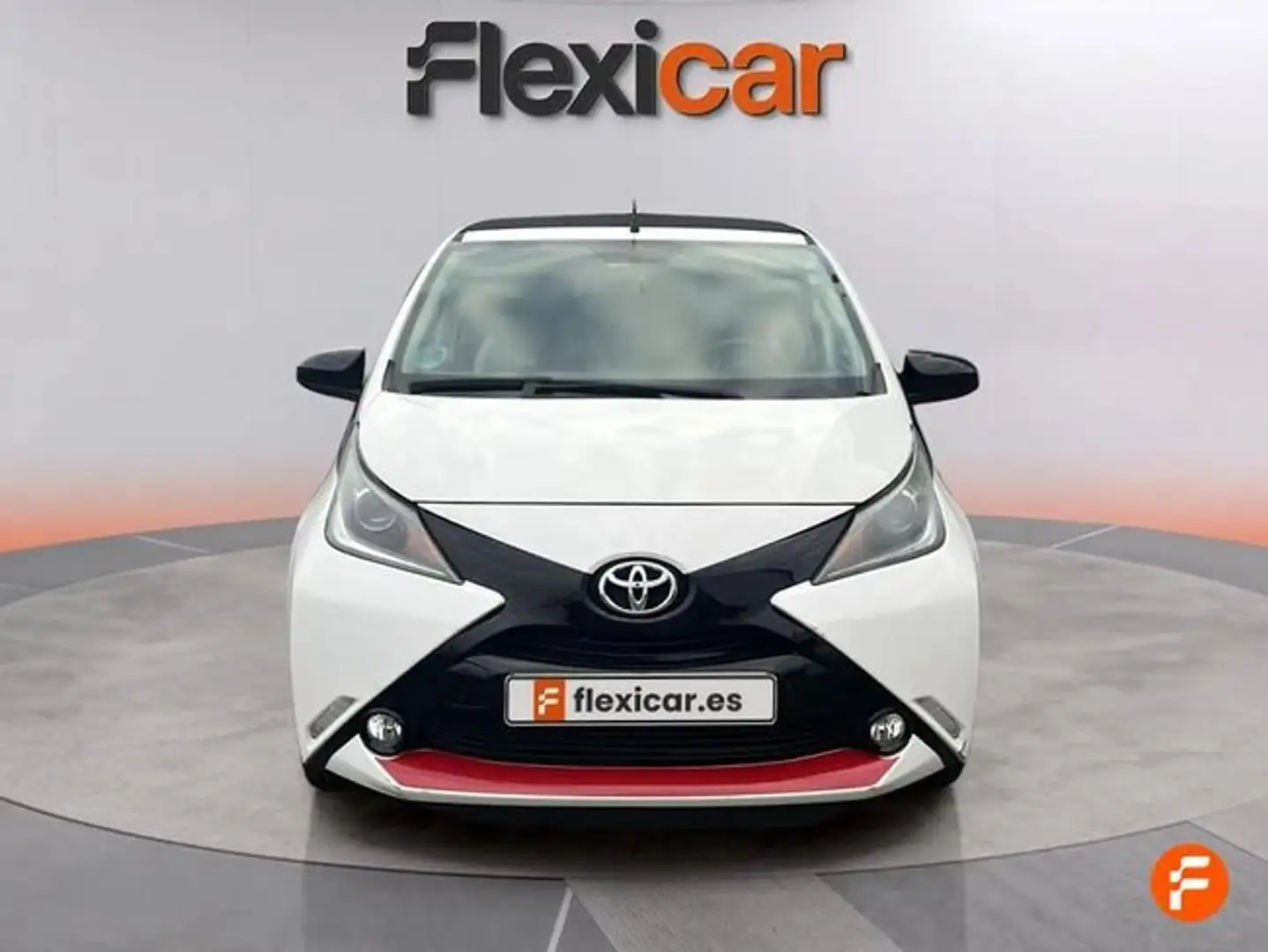 Toyota Aygo 70 x-wave Blanco - 2