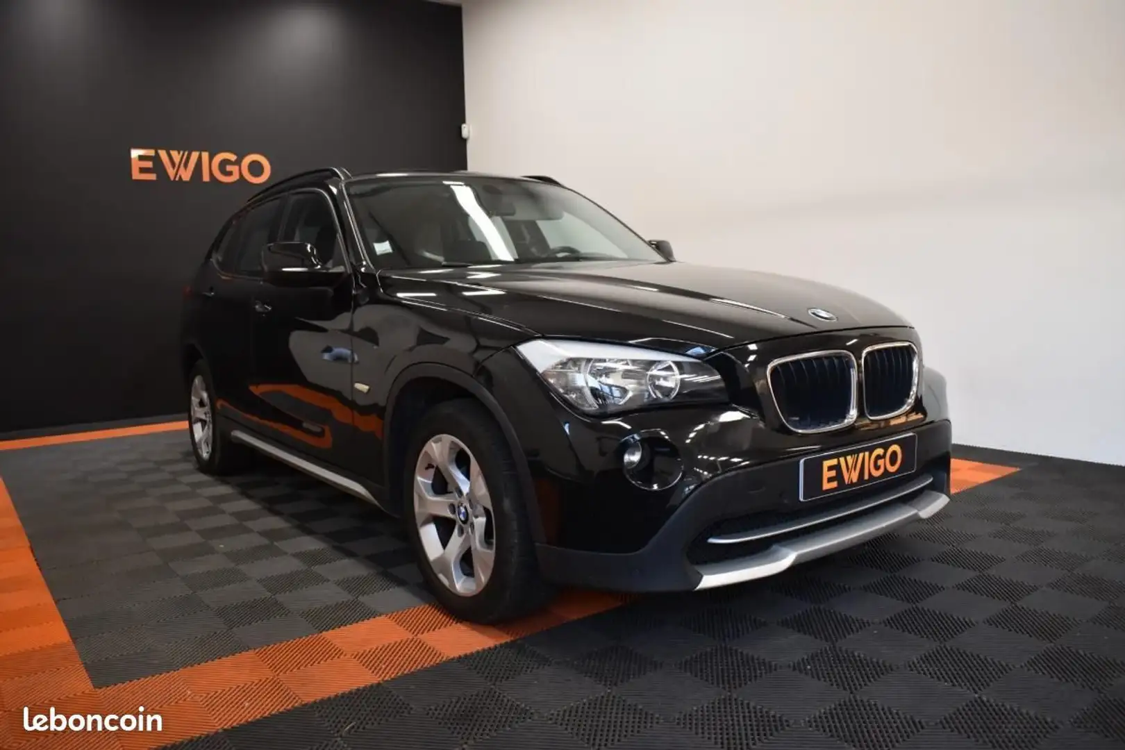 BMW X1 18i 150ch LUXE SDRIVE SIEGES CHAUFFANTS RADAR AV A Siyah - 1