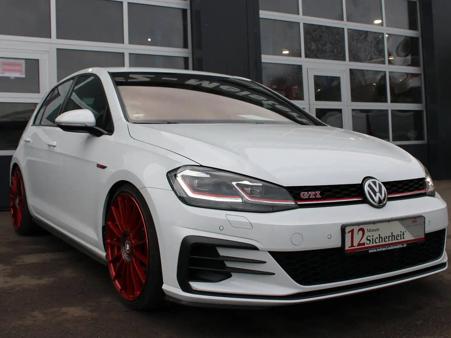 Volkswagen Golf GTI GTI Performance BMT/Start-Stopp Navi+Sitzheizung Weiß - 2