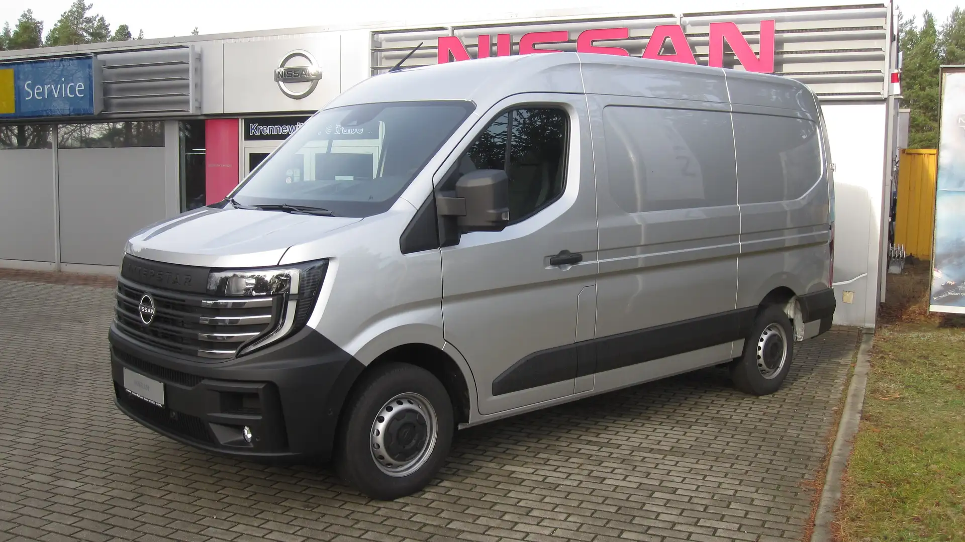 Nissan Interstar Kasten L2H2 N-Connecta Grau - 1