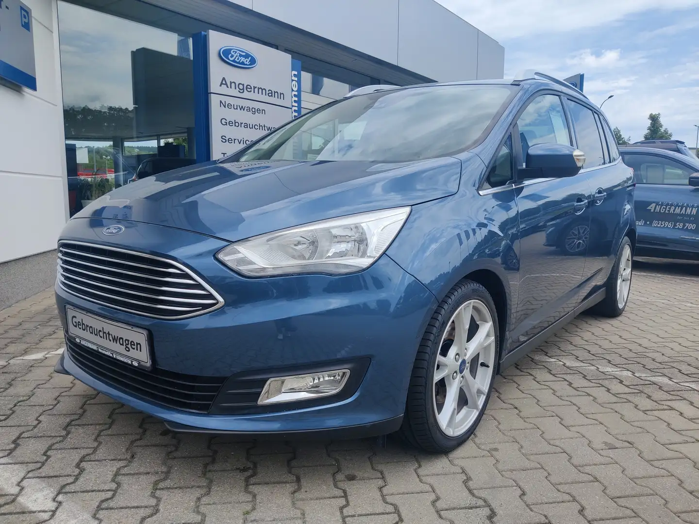 Ford Grand C-Max Titanium Modrá - 1