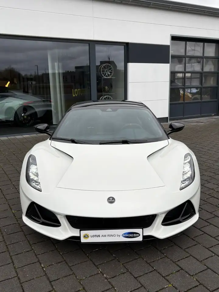 Lotus Emira 2026