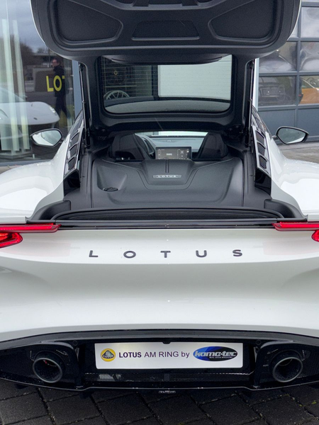Lotus Emira I4 DCT "Turbo SE" + CoDriverPack *Lotus am Ring* — photo 8
