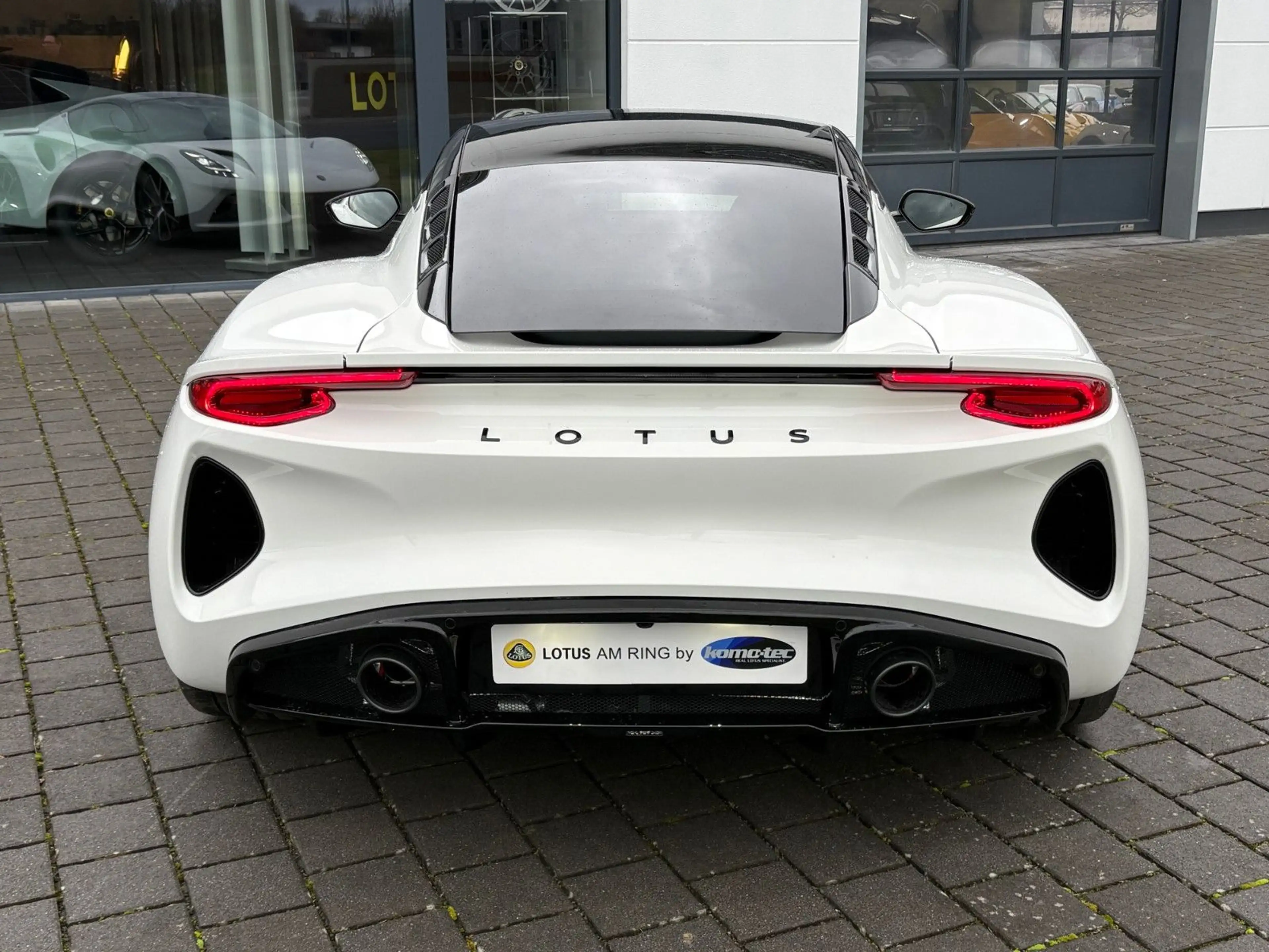 Lotus Emira I4 DCT "Turbo SE" + CoDriverPack *Lotus am Ring* — photo 5