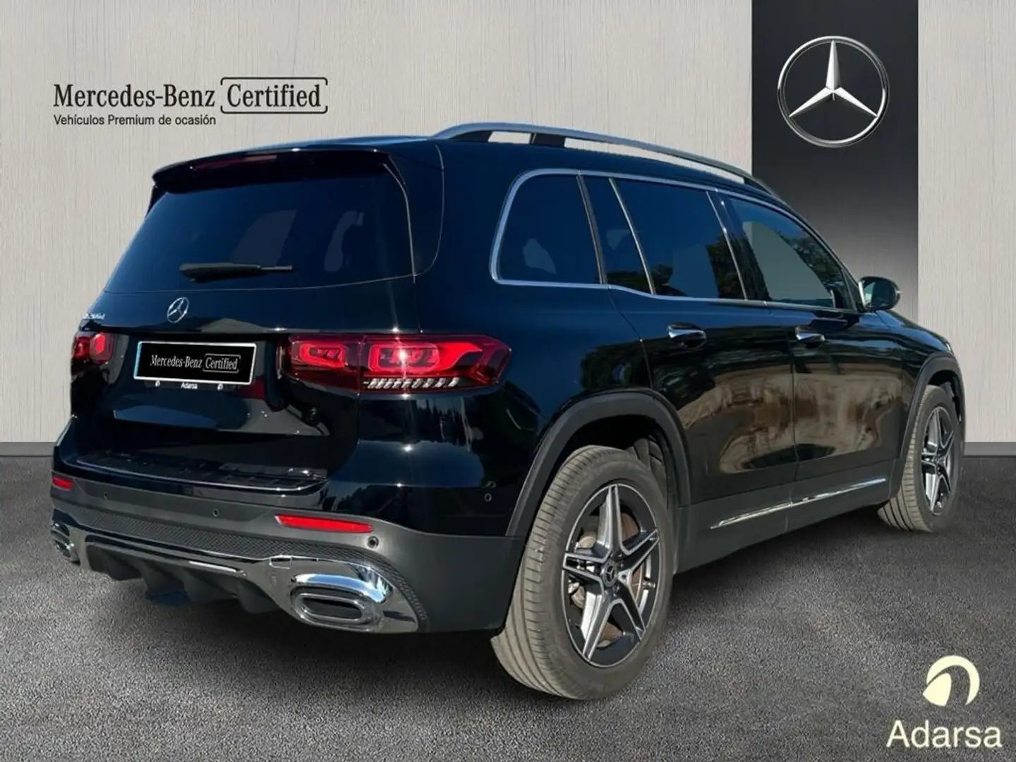 Mercedes-Benz GLB 200 d AMG Line - 2