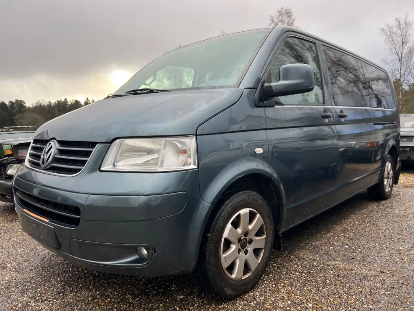 Volkswagen T5 Transporter T5 2.5 TDI Kasten-Kombi lang KLIMA + AUTOMATIK Gris - 1