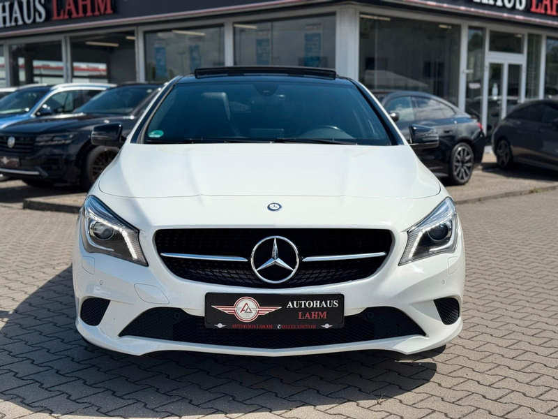 Mercedes-Benz CLA 200 7G-DCT*PANO*AHK*ALLWETTER*AMBIENTE* — photo 4