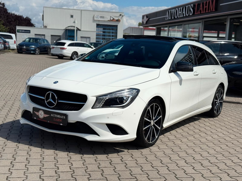 Mercedes-Benz CLA 200 7G-DCT*PANO*AHK*ALLWETTER*AMBIENTE* — photo 2