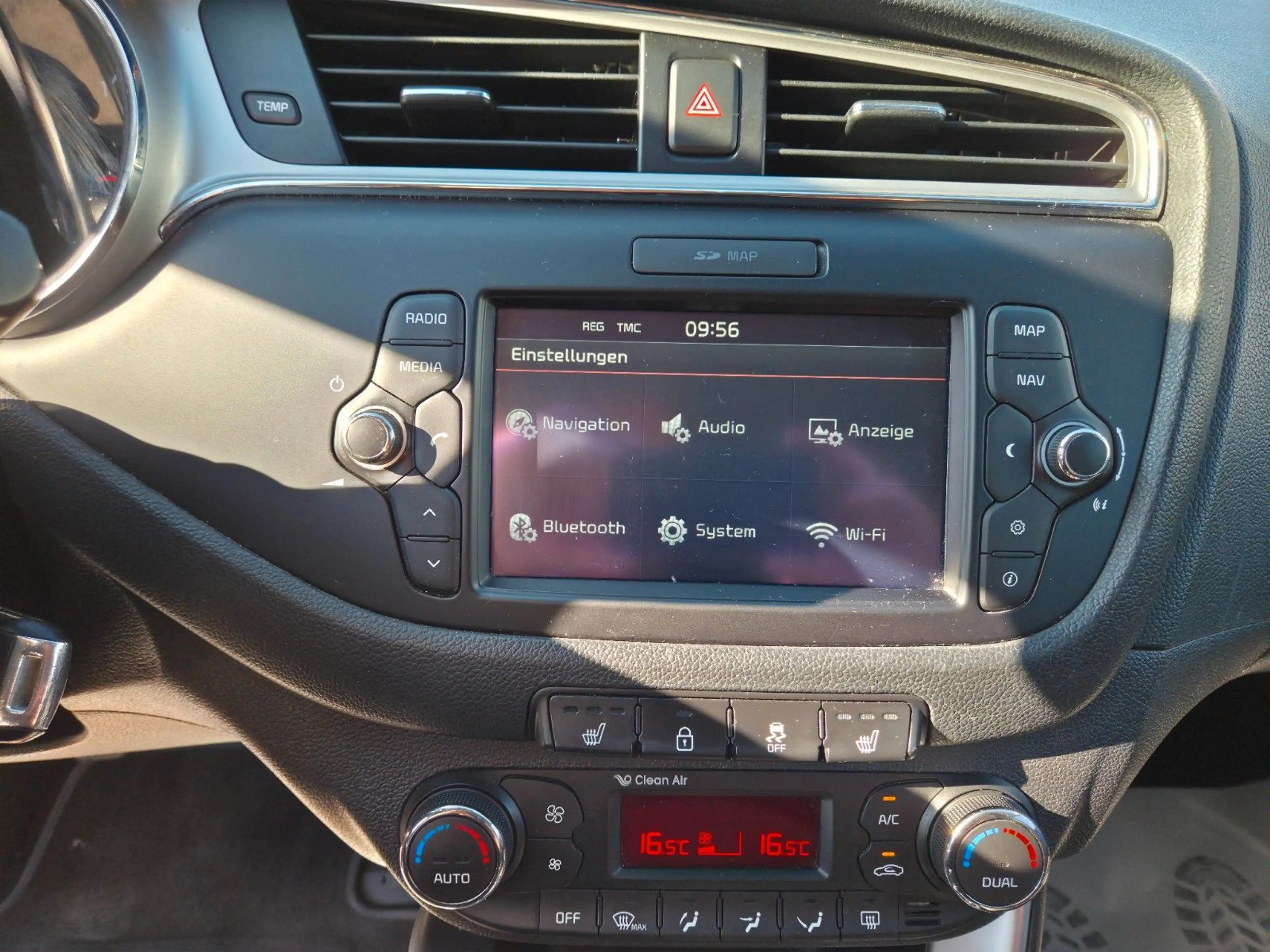 Kia Ceed / cee'd 1,6 Dream Team EDITION* INSP. + TÜV +BREMSEN NEU — photo 12