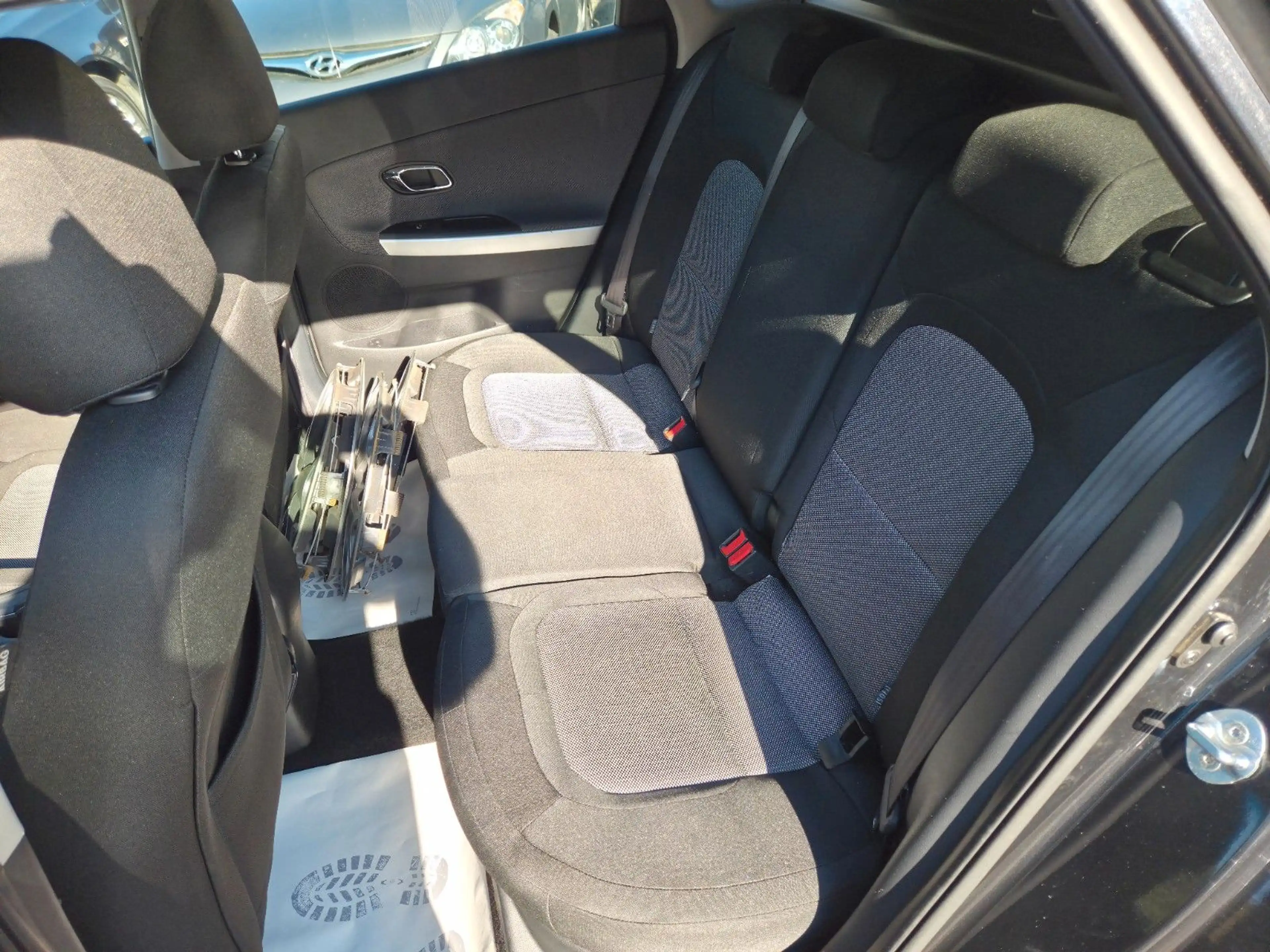 Kia Ceed / cee'd 1,6 Dream Team EDITION* INSP. + TÜV +BREMSEN NEU — photo 15