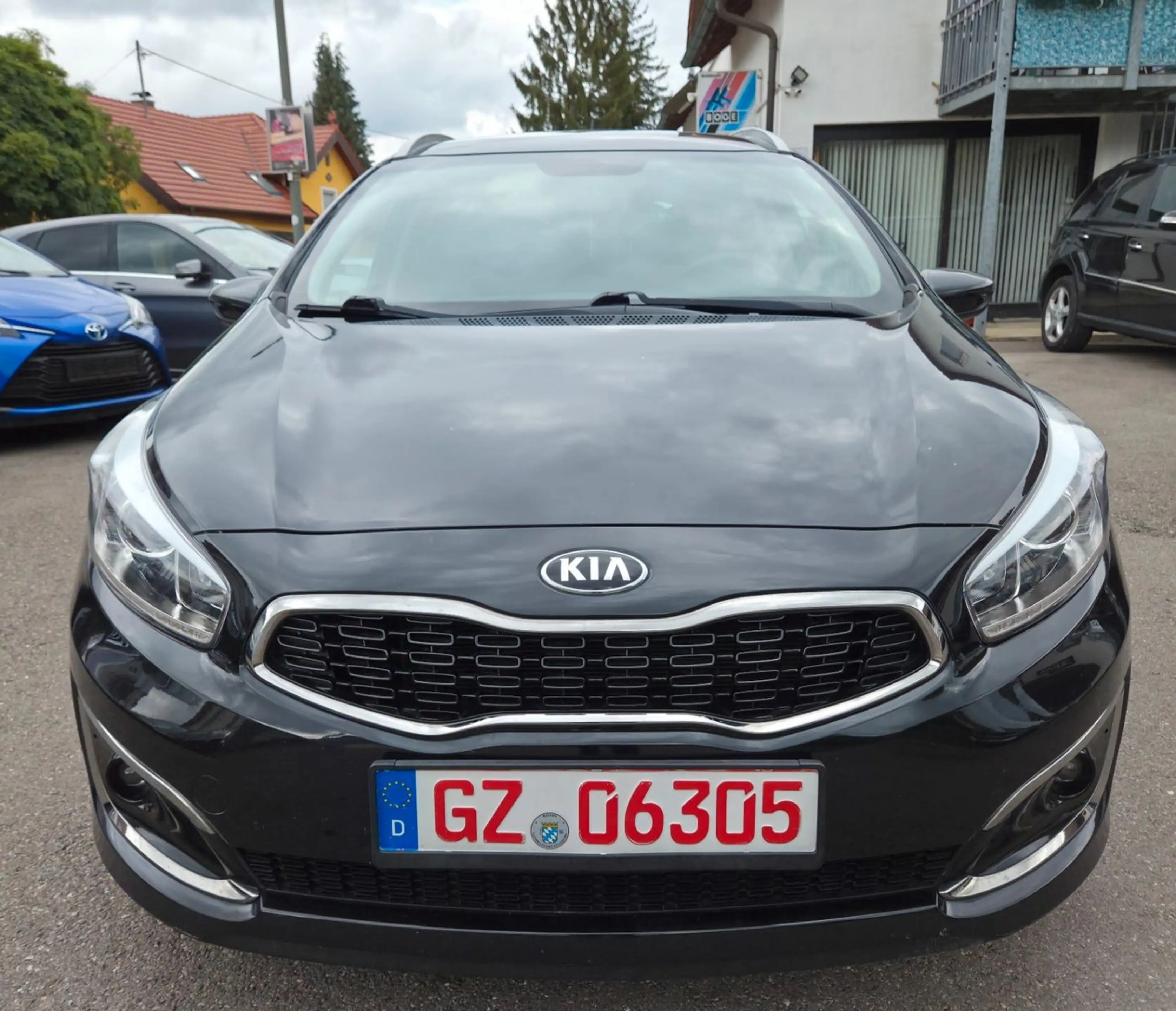 Kia Ceed / cee'd 1,6 Dream Team EDITION* INSP. + TÜV +BREMSEN NEU — photo 2