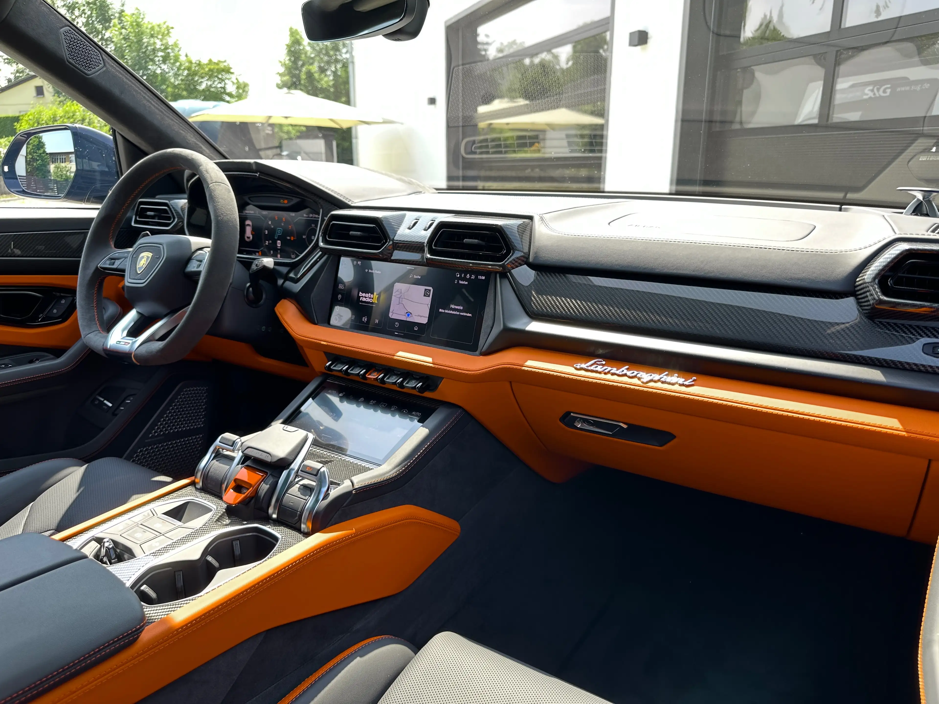 Lamborghini Urus Urus SE *FULL*CARBON*AKRAPOVIČ*B&O*STYLE*PANO*23" — photo 11
