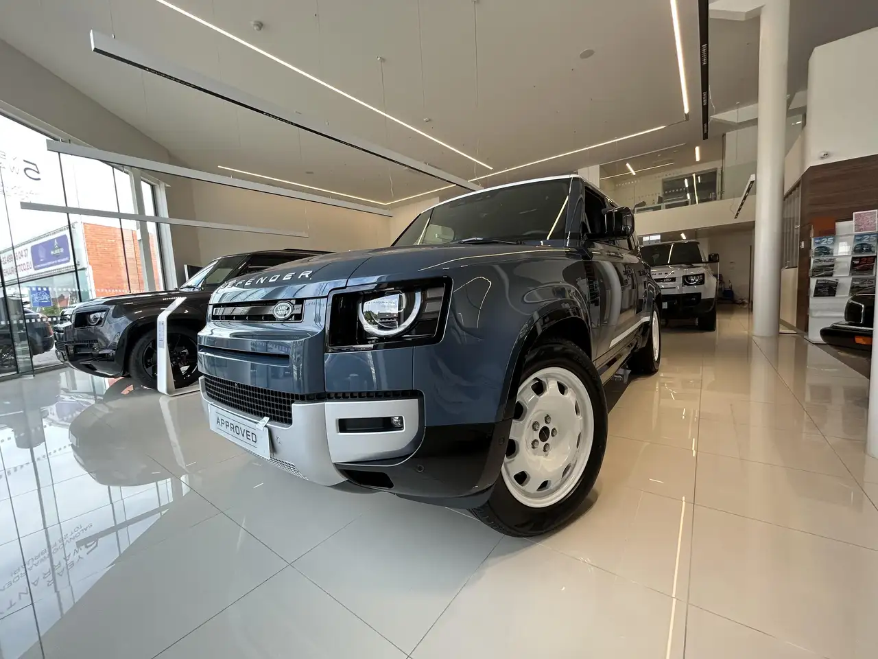 Land Rover Defender X-Dyn SE COUNTY Lichte vracht — foto 1
