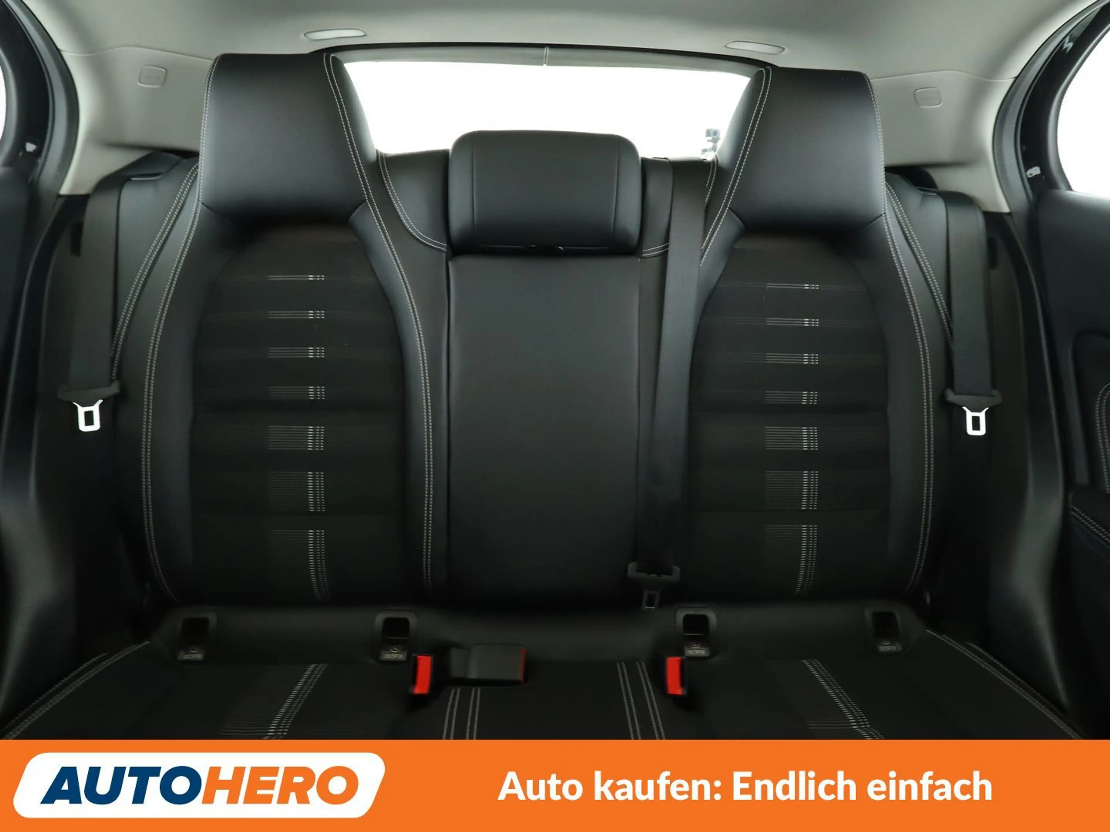 Mercedes-Benz GLA 250 4Matic Urban Aut.*LED*TEMPO*PDC*SHZ*KLIMA*GARANTIE — photo 15