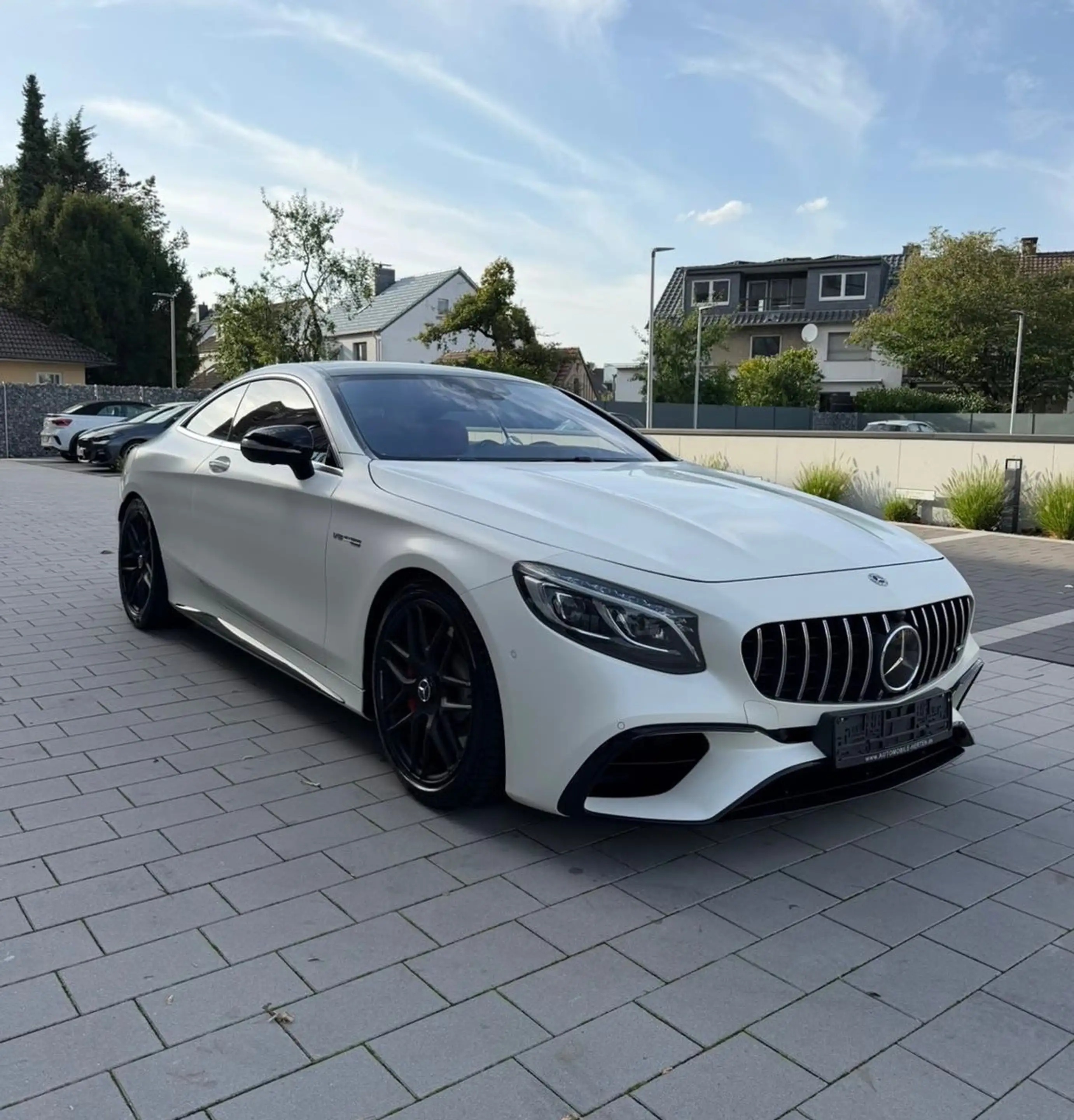 Mercedes-Benz S 63 AMG S Coupe 4Matic+ PANO/HD-UP/BURM/360G — photo 3