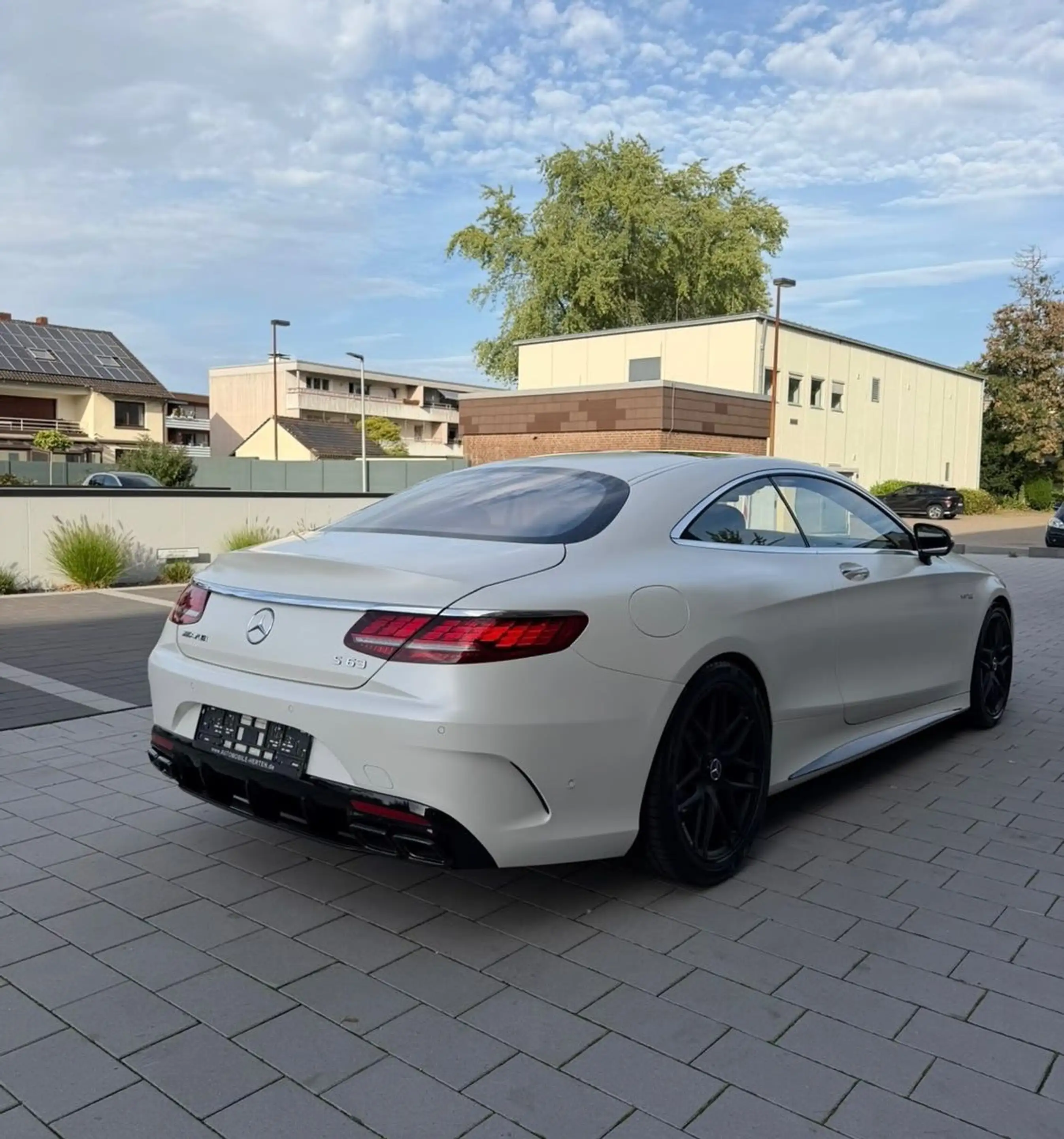 Mercedes-Benz S 63 AMG S Coupe 4Matic+ PANO/HD-UP/BURM/360G — photo 4
