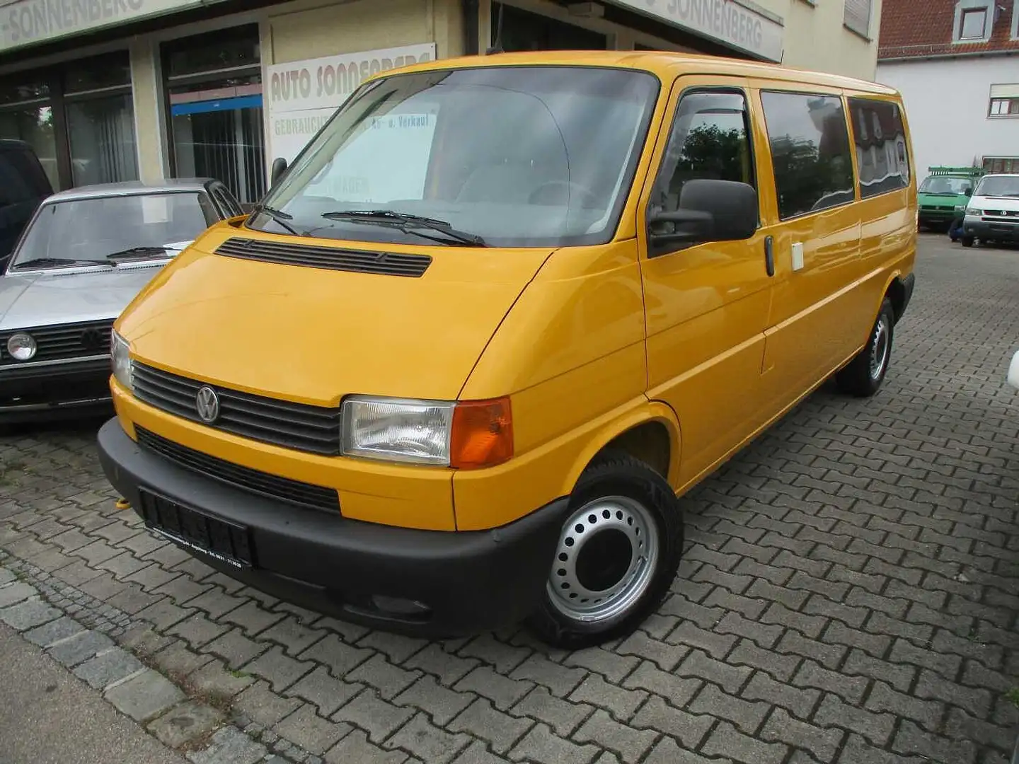 Volkswagen T4 Bus 2.5 Benziner, Langer Radstand, Panoramaschiebe Żółty - 1