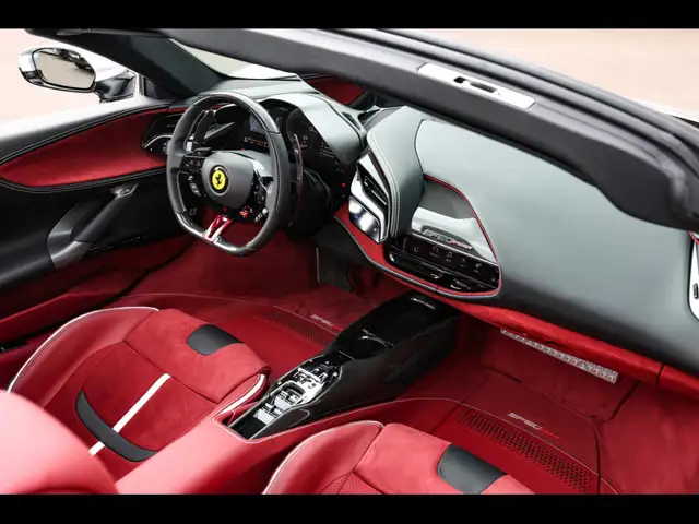 Ferrari SF90 Spider view 14