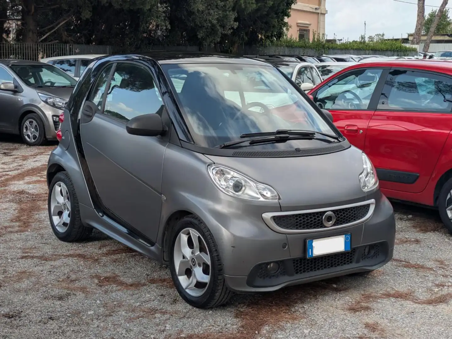 smart forTwo 1.0cc 71cv TETTO PANORAMICO CAMBIO AL VOLANTE Grigio - 2