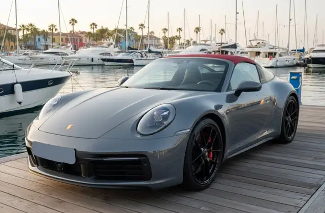 Porsche 992