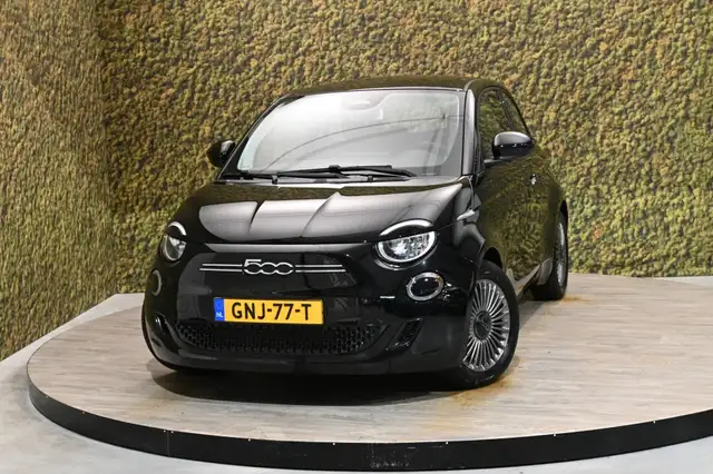Fiat 500 Icon 42 kWh | Carplay | Navi | PDC | Lage km-stand