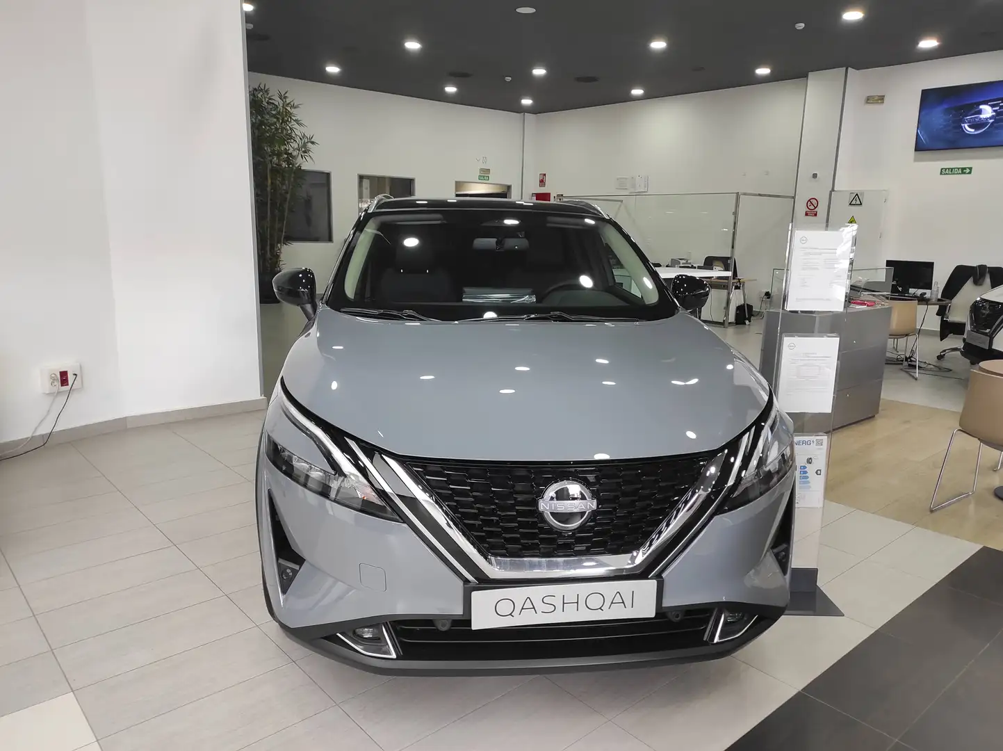 Nissan Qashqai Qashqai 1.3 DIG-T mHEV 12V N-Connecta 4x2 Aut. 116kW N-Connecta Gris - 2