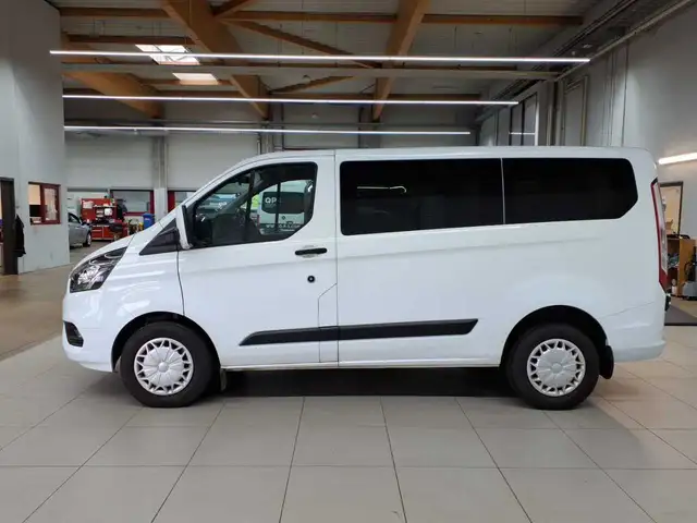 Ford Transit view 6