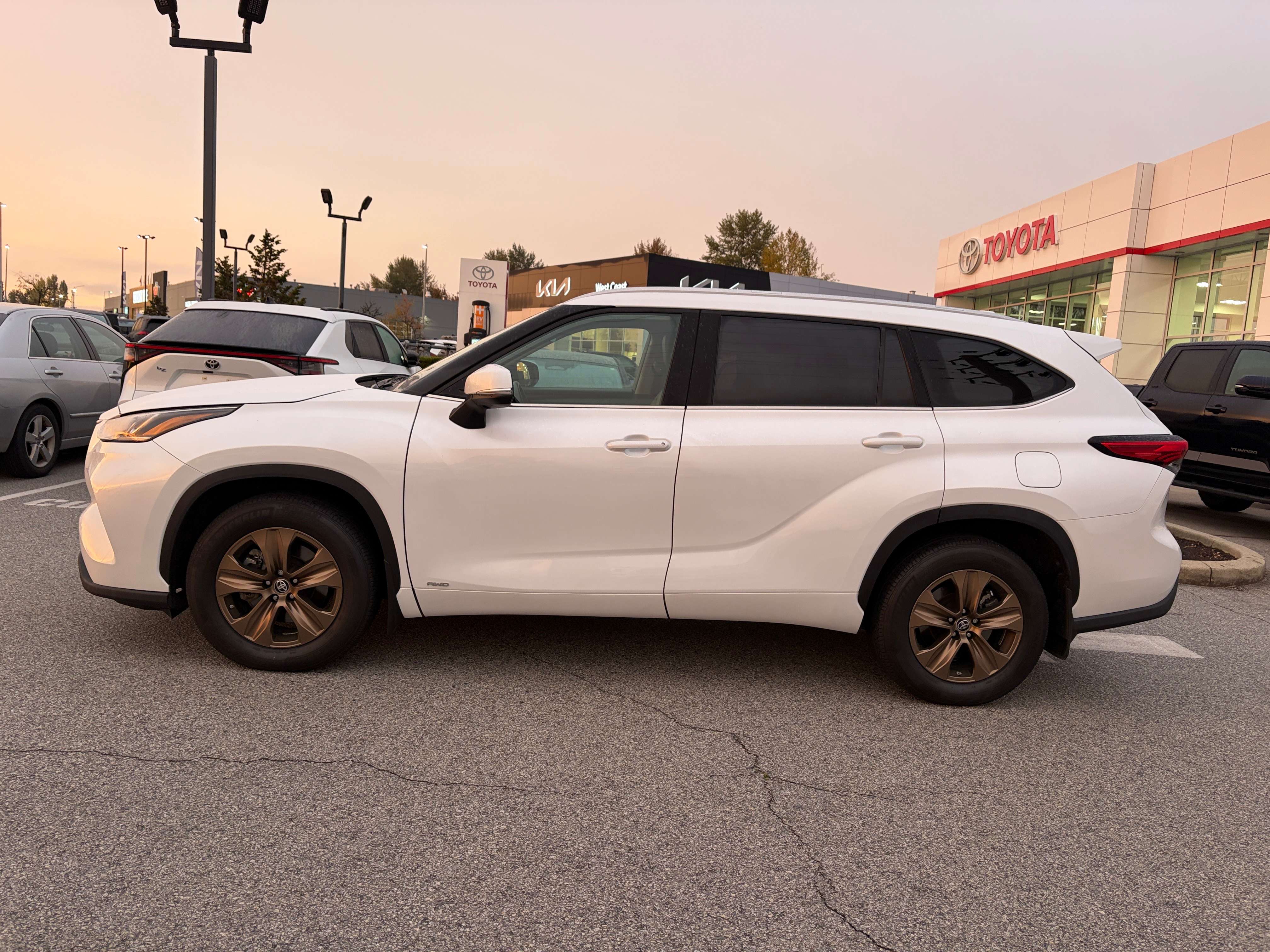 2022 Toyota Highlander Hybrid