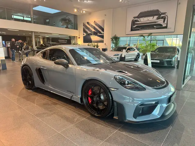 Porsche 718 Spyder