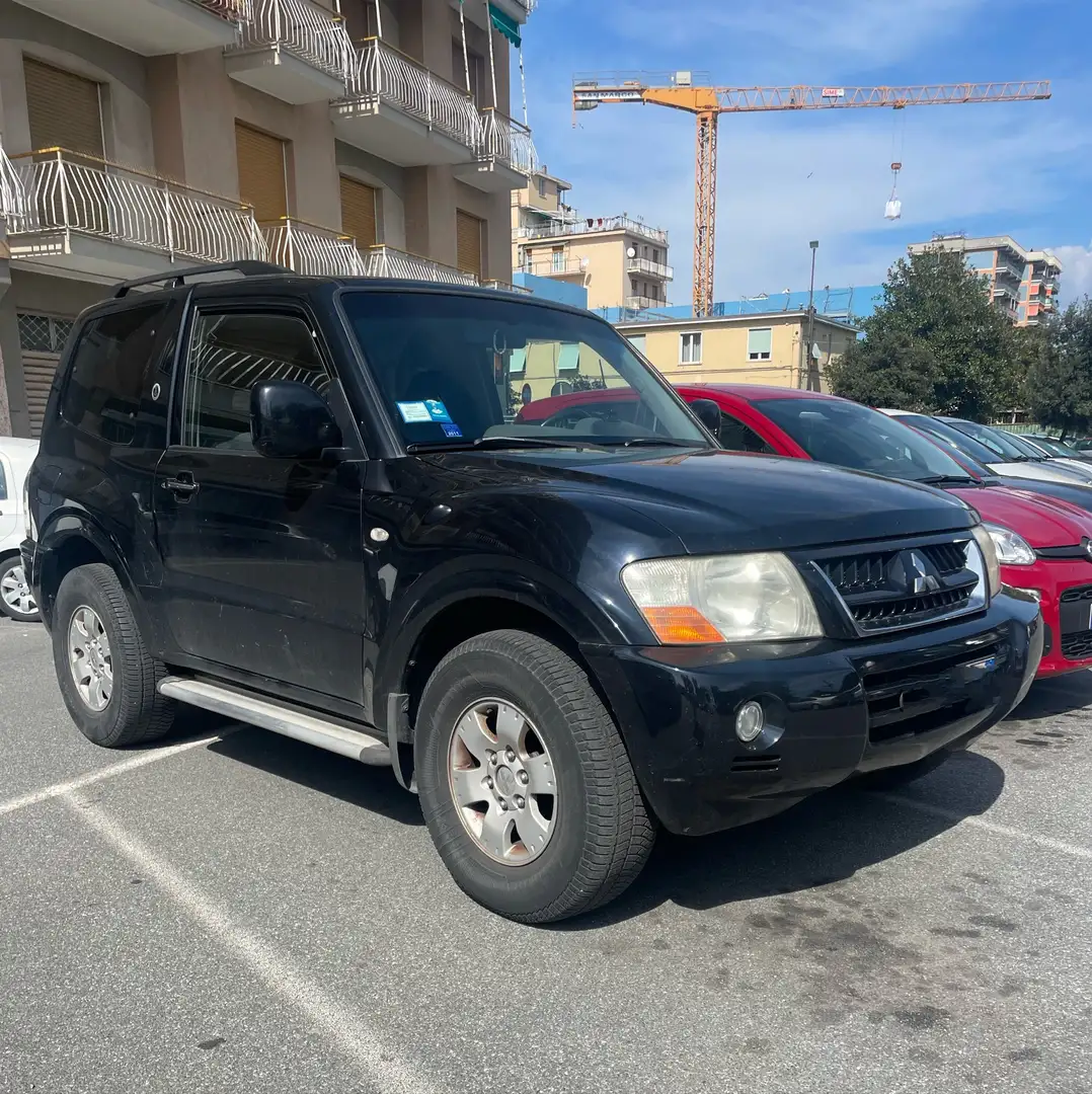 Mitsubishi Pajero 3p 3.2 tdi 16v di-d Dakar auto Negro - 1