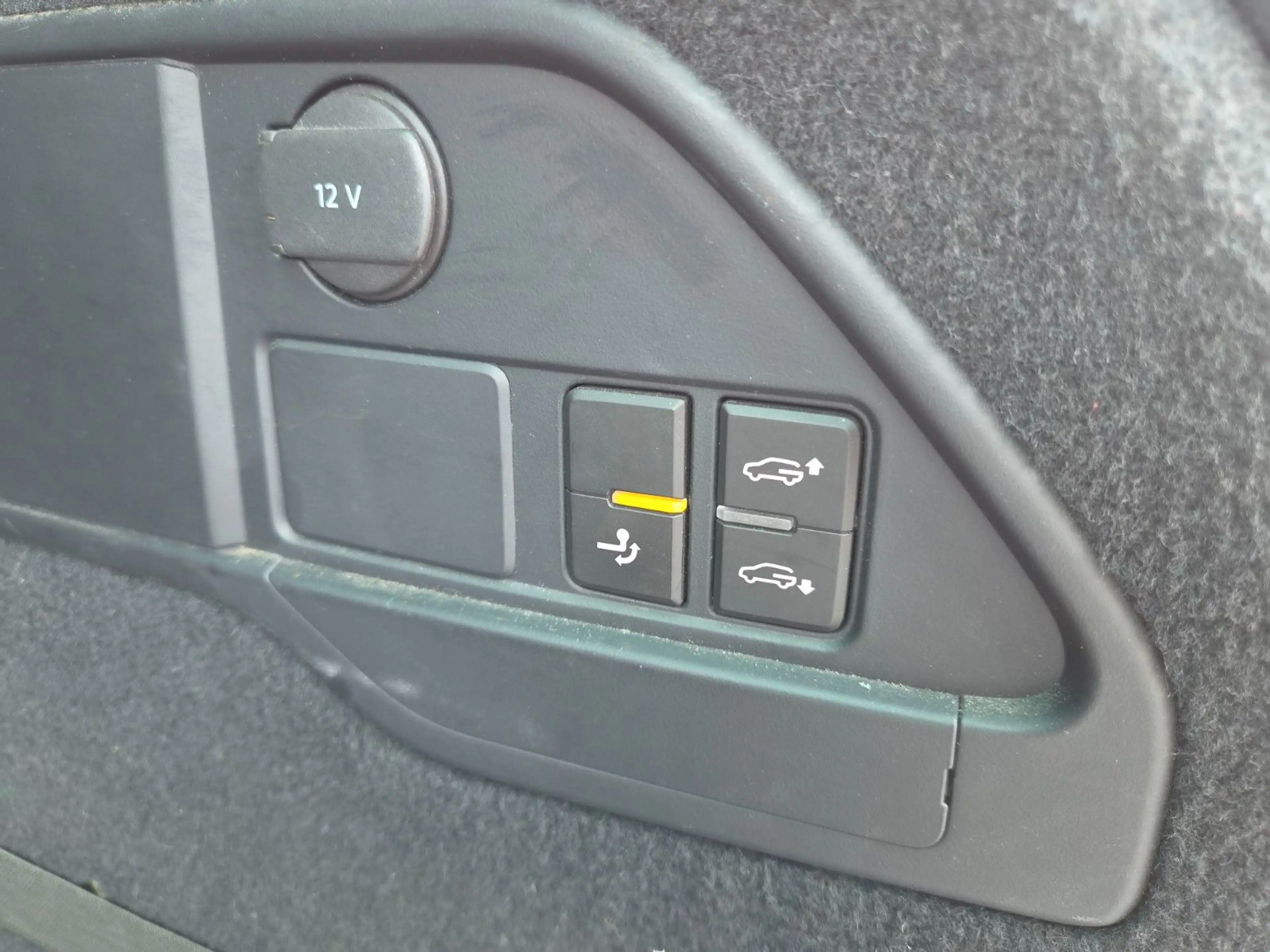 Volkswagen Touareg V6 TDI/Navi/Kamera/AHK/1.Hand/Leder — photo 46