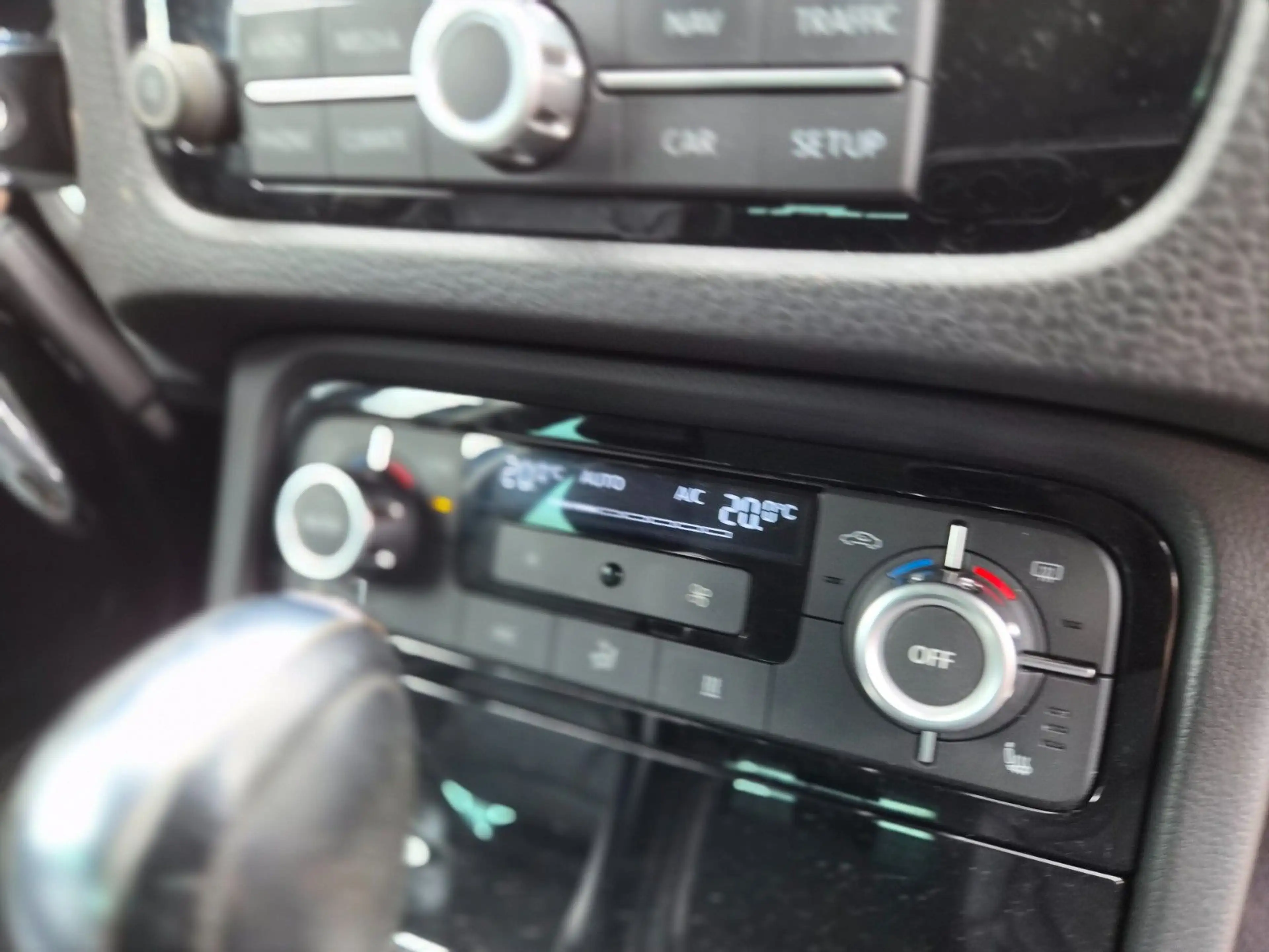 Volkswagen Touareg V6 TDI/Navi/Kamera/AHK/1.Hand/Leder — photo 16