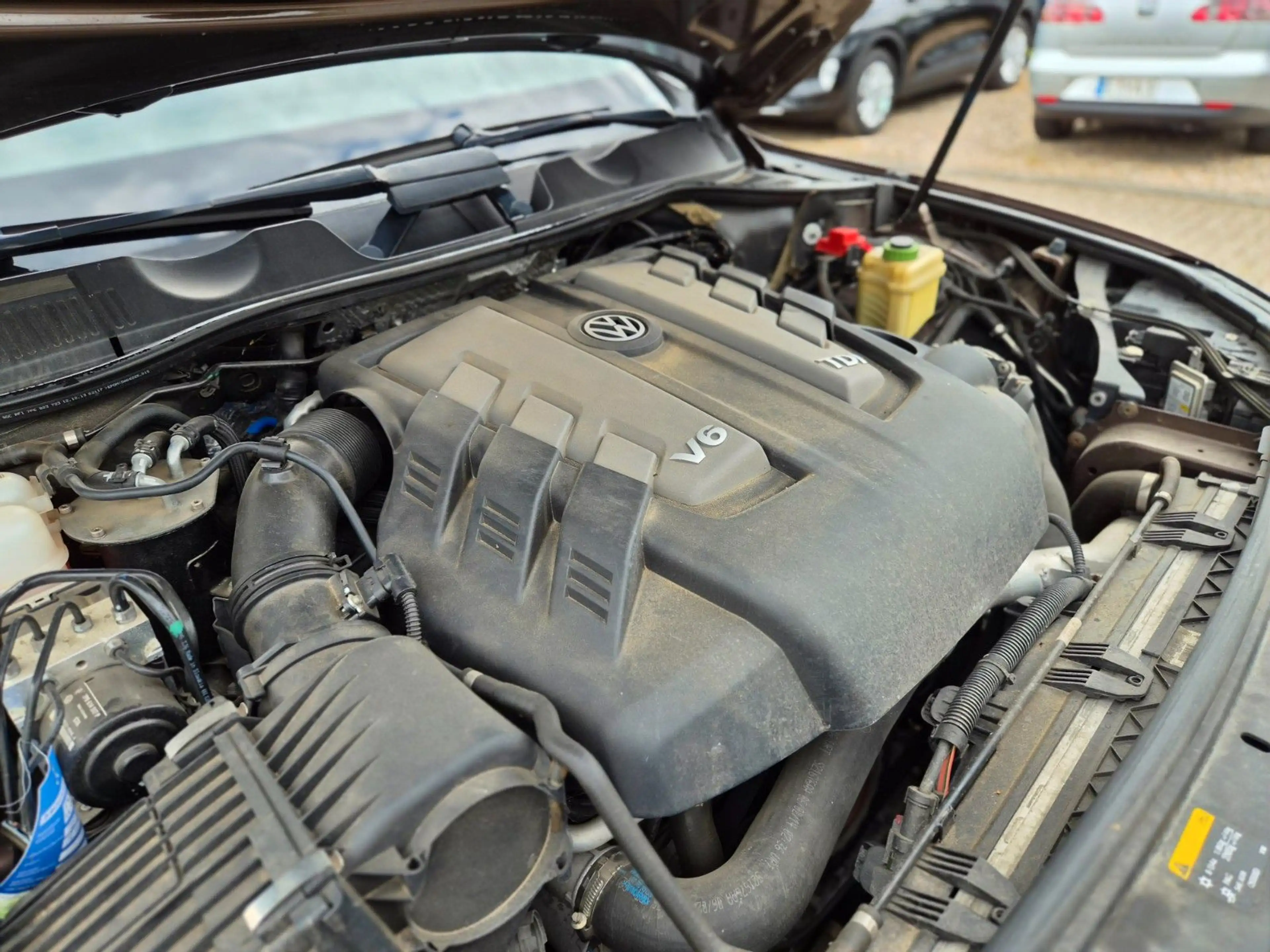Volkswagen Touareg V6 TDI/Navi/Kamera/AHK/1.Hand/Leder — photo 50