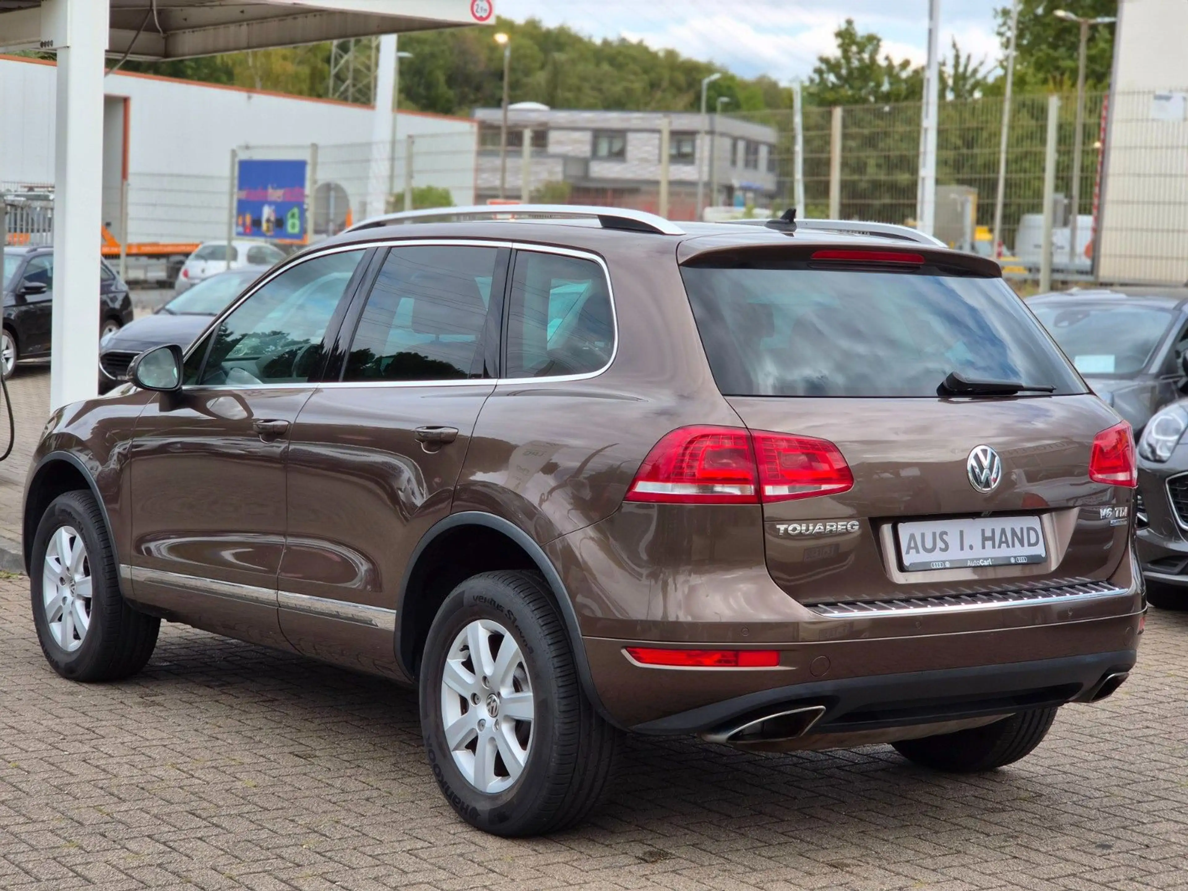 Volkswagen Touareg V6 TDI/Navi/Kamera/AHK/1.Hand/Leder — photo 8