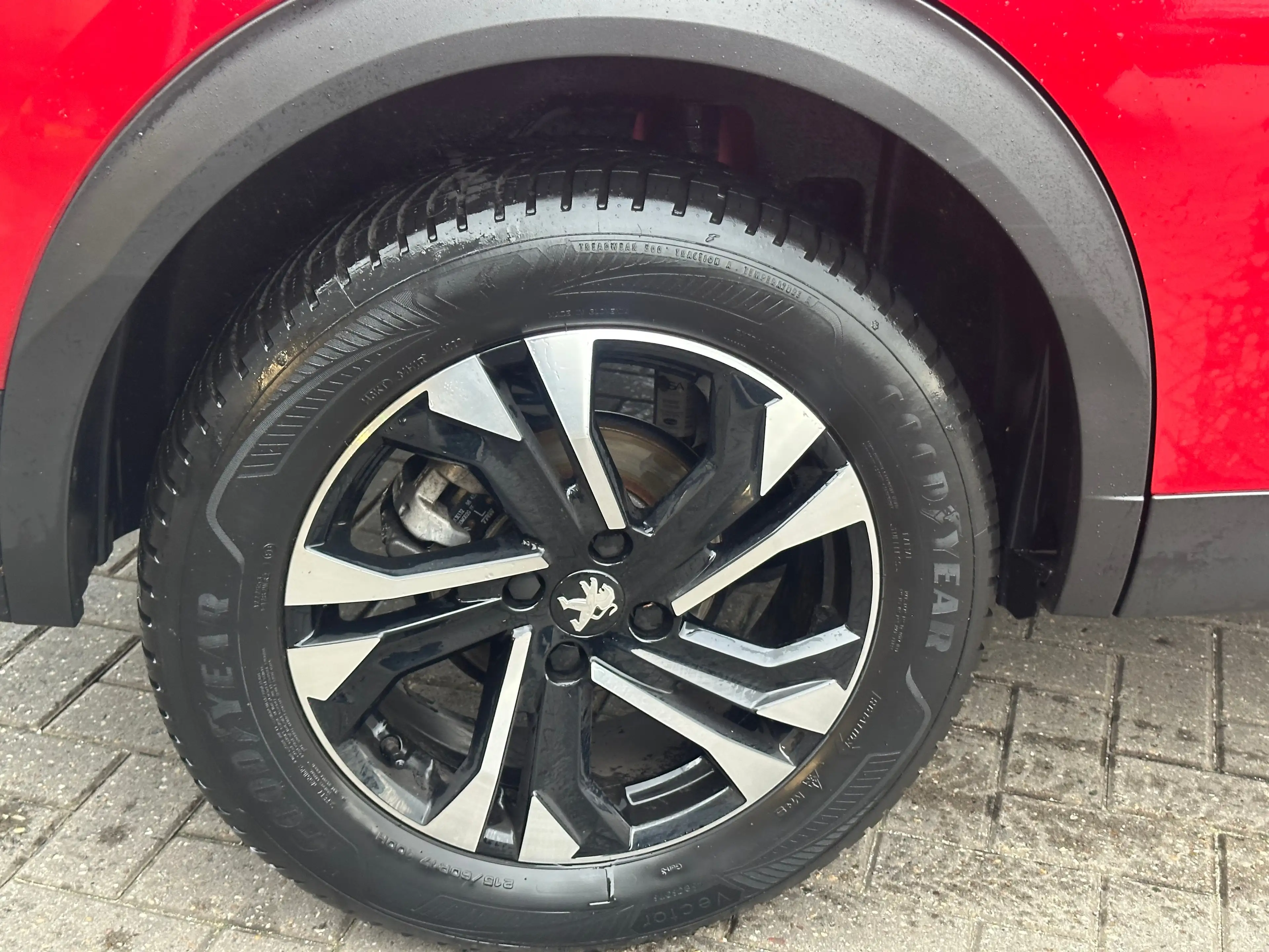 Peugeot 2008 1.2 PureTech GT Stoelverwarming | Camera | Parkeer — photo 13