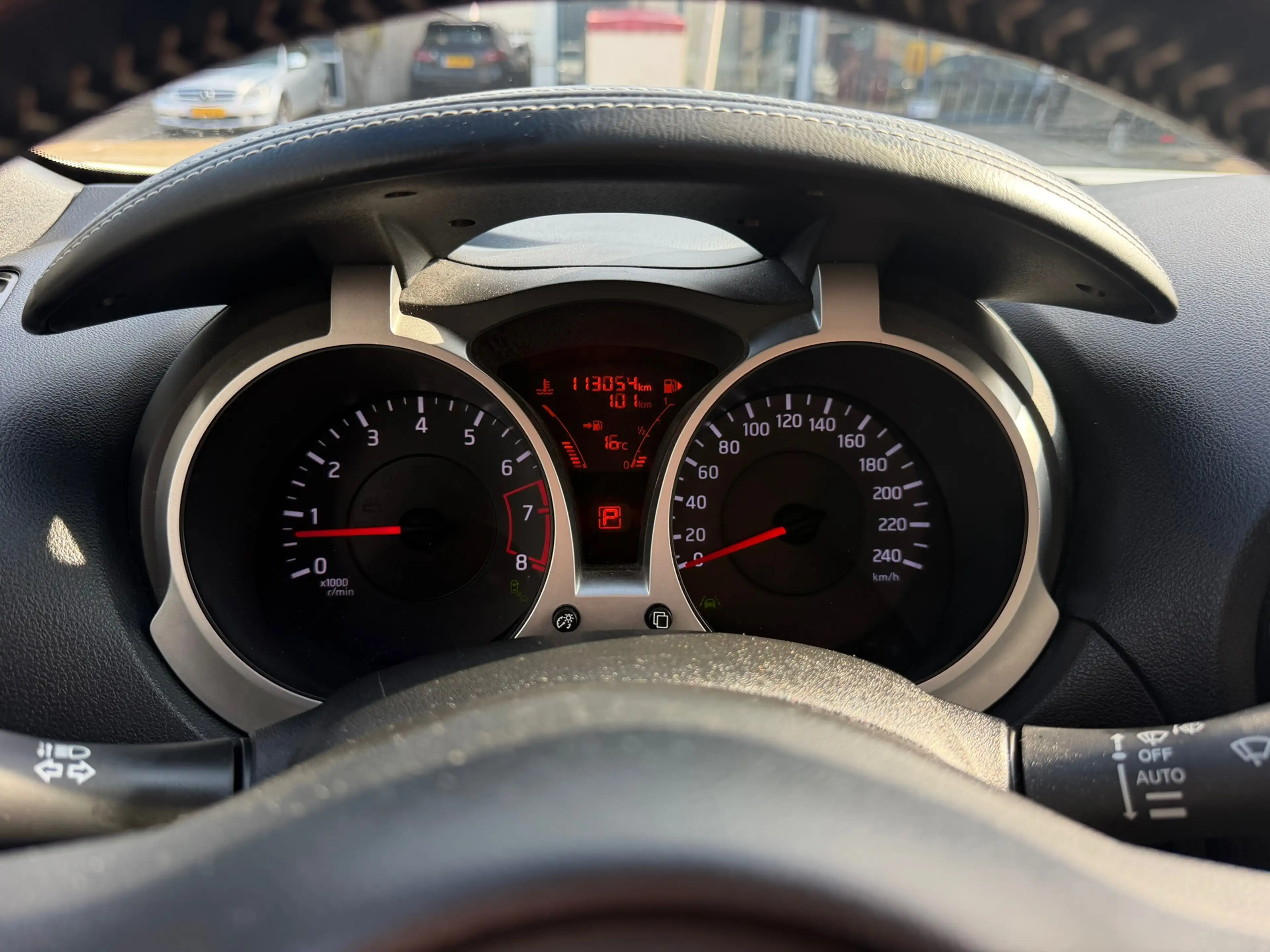 Nissan Juke 1.6/ sport uitvoering/ AUTOMAAT/ nap/ 3e EIG/ deal — photo 29