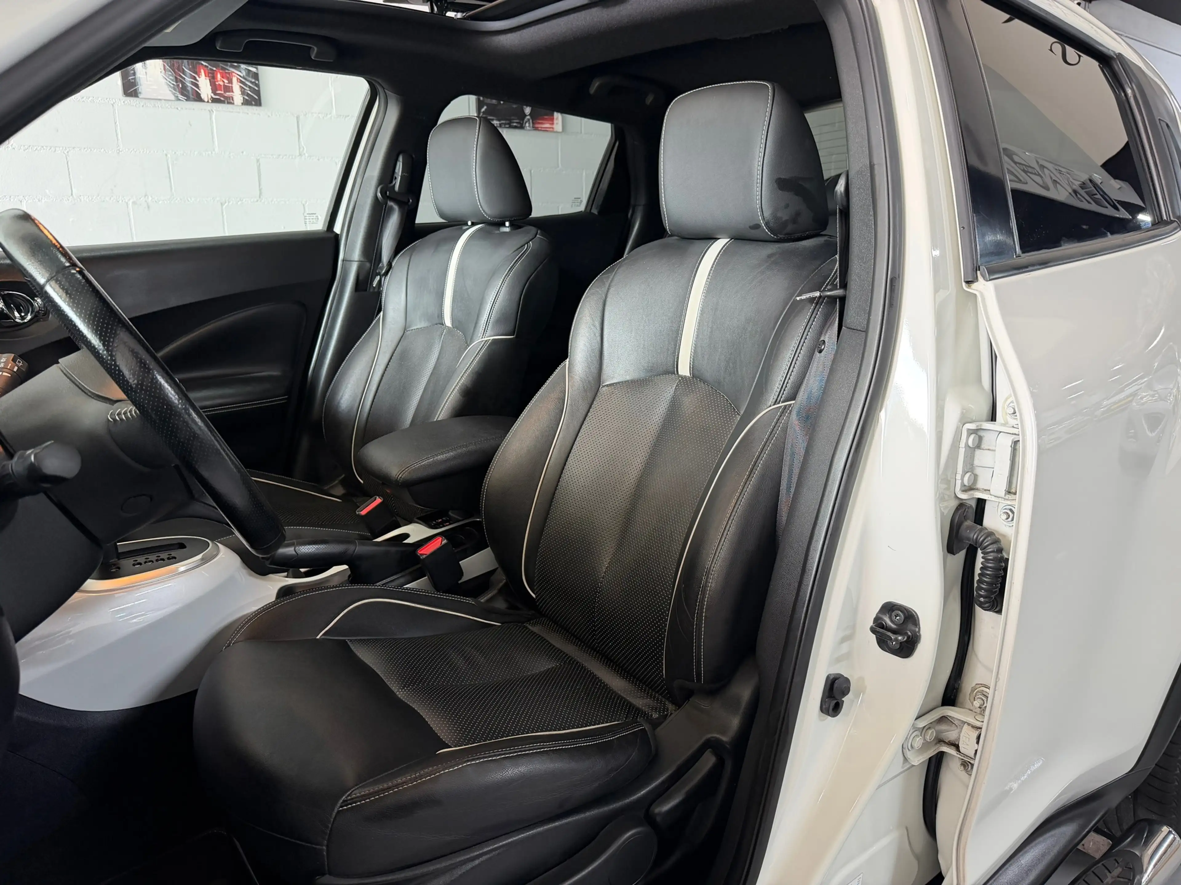 Nissan Juke 1.6/ sport uitvoering/ AUTOMAAT/ nap/ 3e EIG/ deal — photo 18