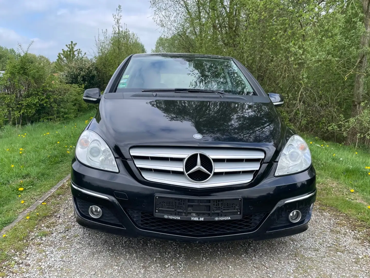 Mercedes-Benz B 180 B -Klasse B180 Automatik Tüv=04/26! Euro5 2.Hand crna - 2