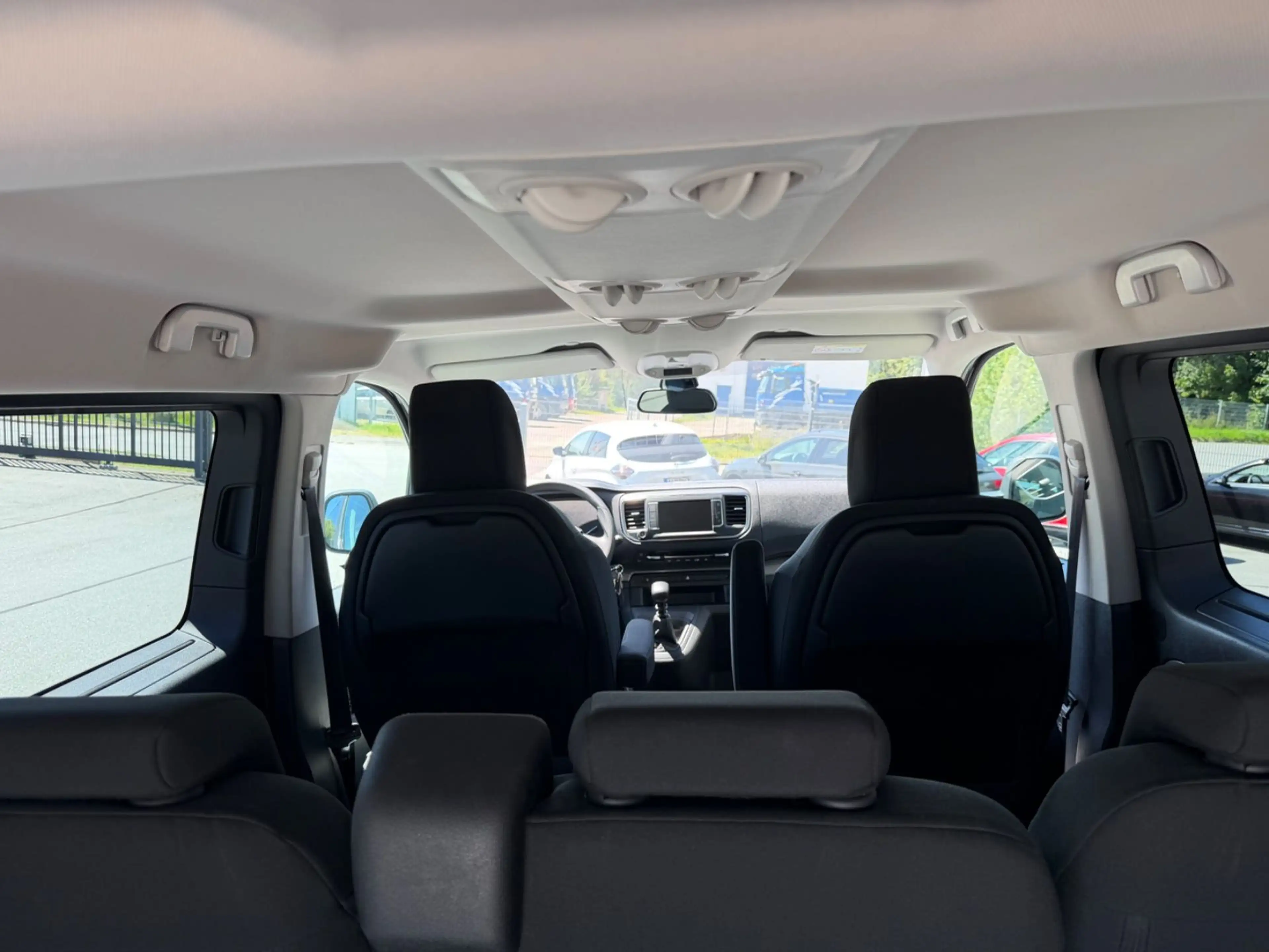 Citroen Spacetourer Spacetourer Feel M — photo 8