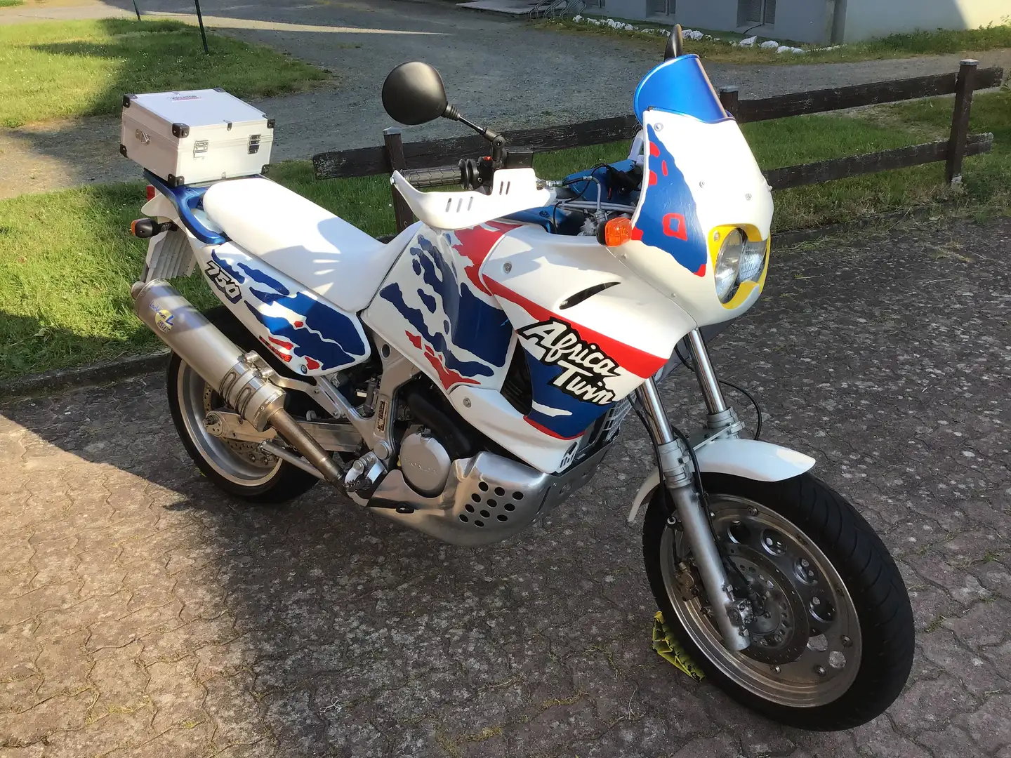 Honda XRV 750 "Africa Twin : Sehr gepflegte Rarität" Blanc - 1