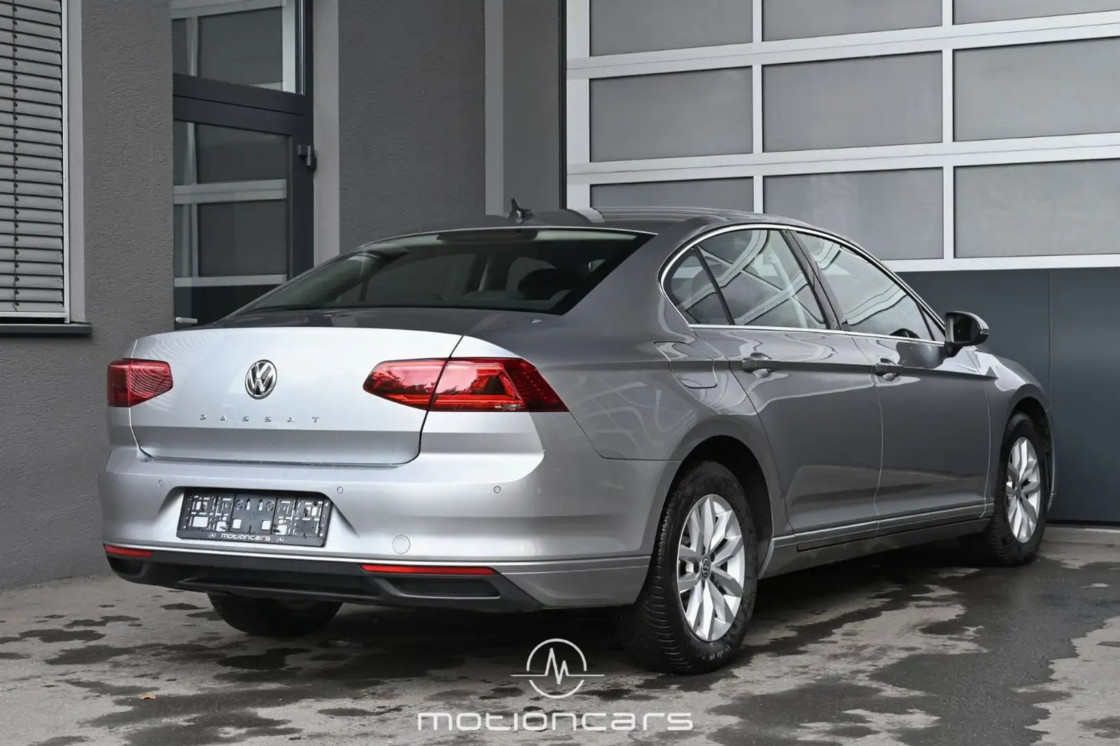 Volkswagen Passat 1.6 TDI BMT/Start-Stopp Business Pickerl NEU Silber - 2