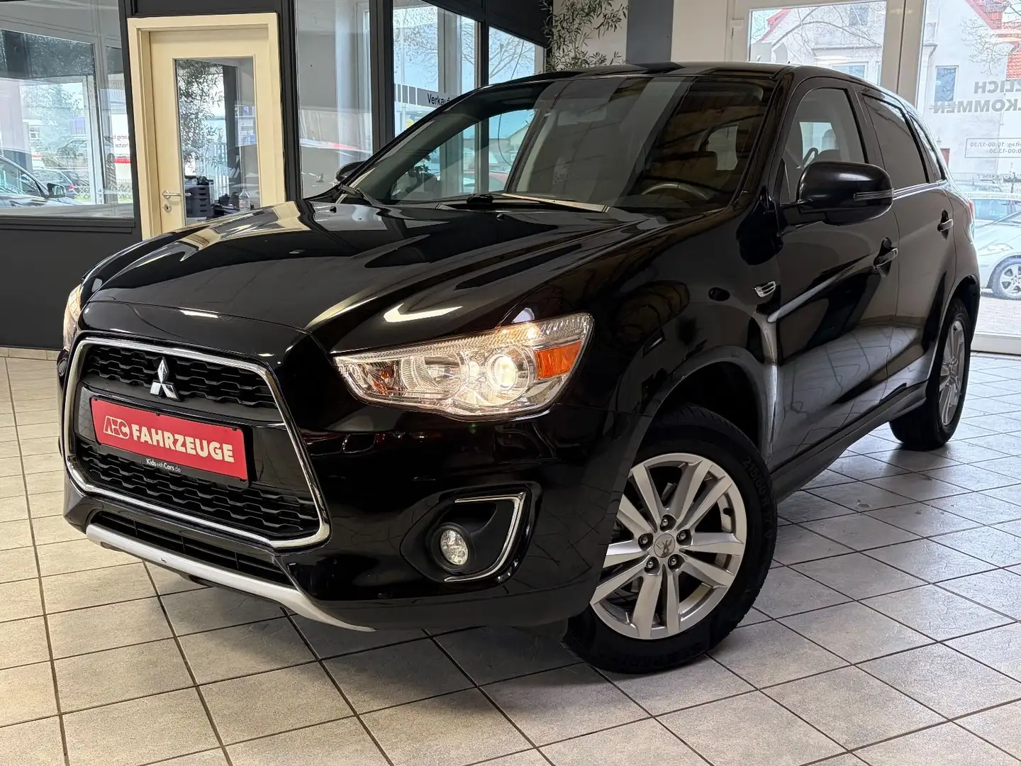 Mitsubishi ASX Edition 2WD Schwarz - 1