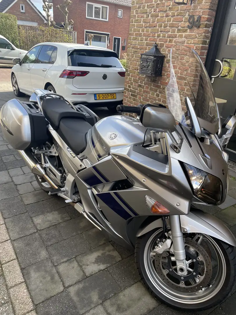Yamaha FJR 1300 zilver tech - 2