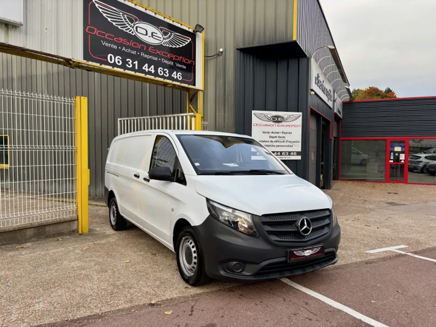 Mercedes-Benz Vito 110 CDI LONG E6 TRACTION Blanc - 1