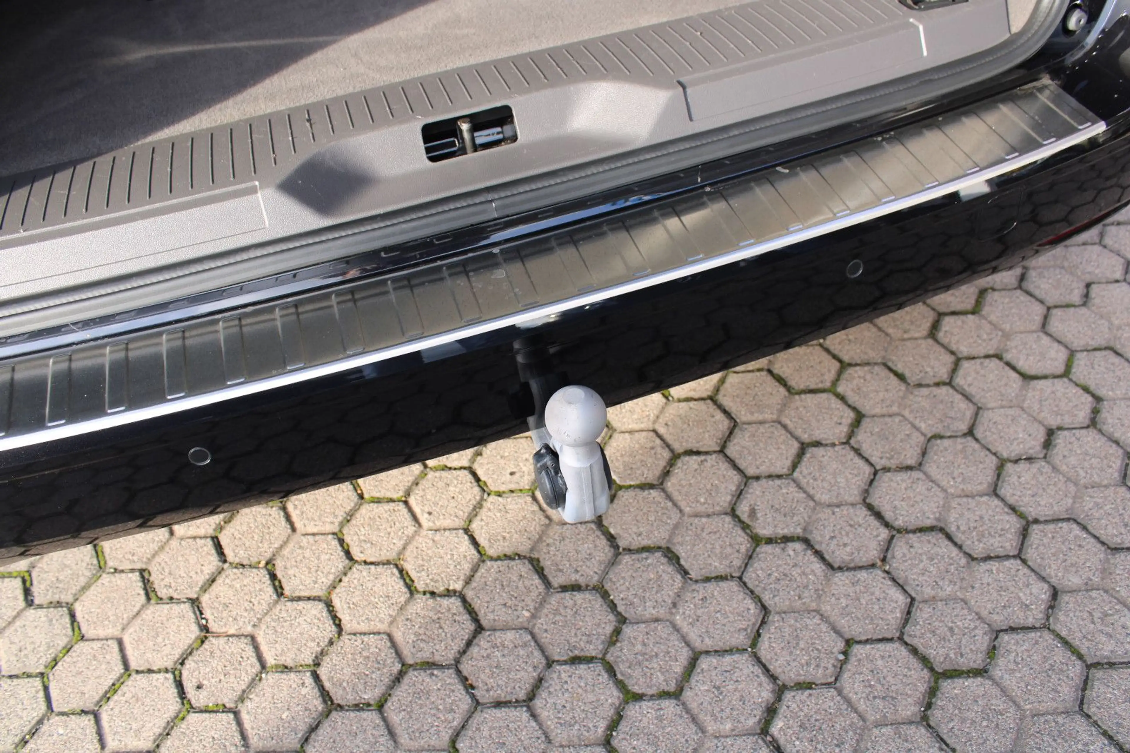 Volkswagen T7 Multivan LÜ 2,0 TDI DSG "Life",LED,AHK,STHZG. — photo 25