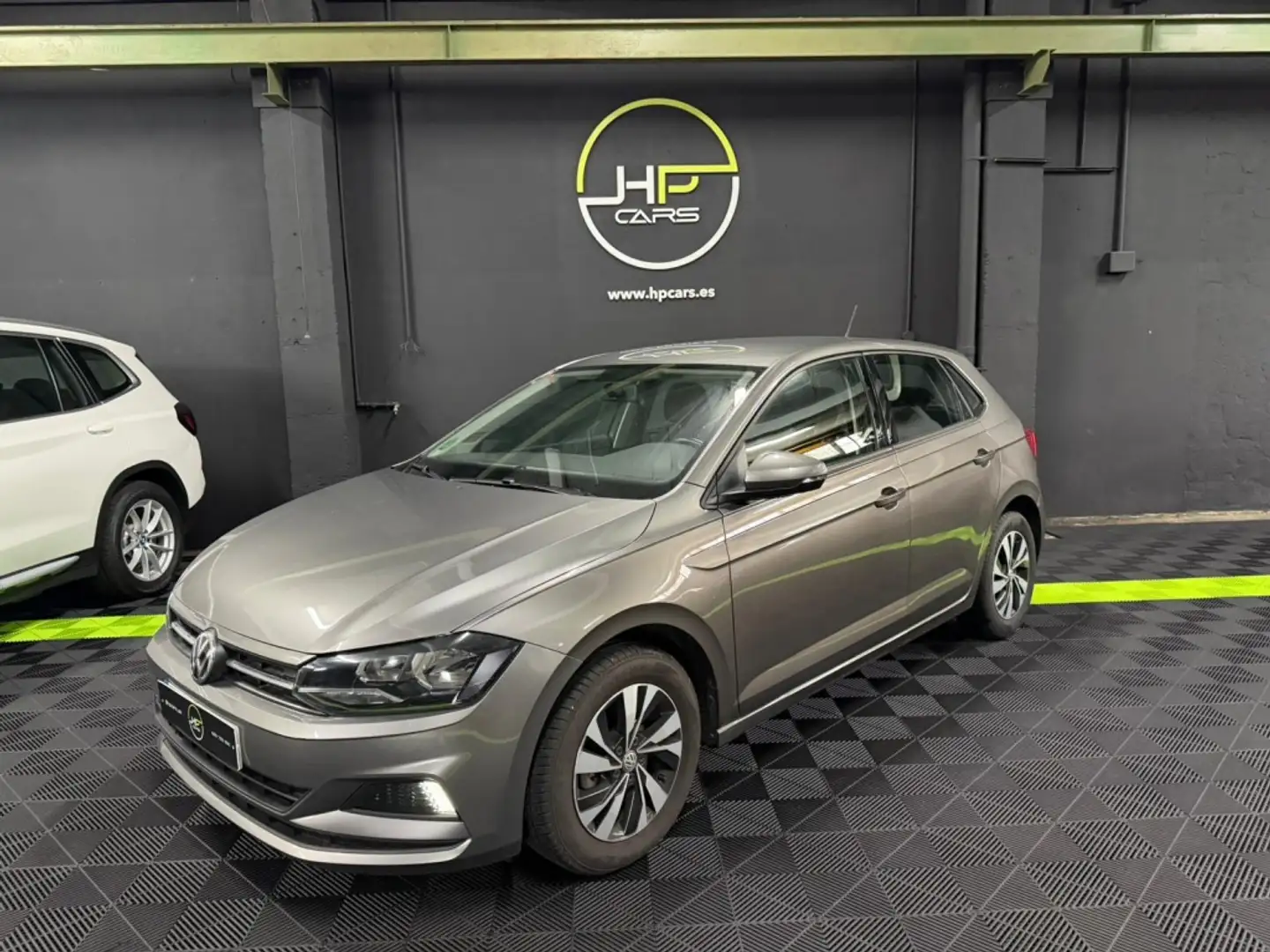 Volkswagen Polo 1.0 TSI Advance 70kW Marrón - 1